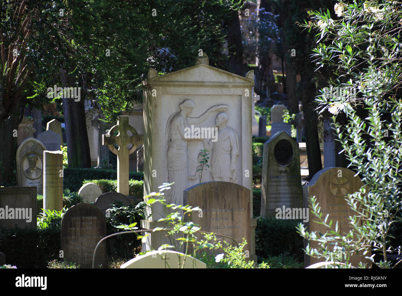Die Cimitero Acattolico, Nichtkatholischen Friedhof von Rom, Cimitero dei protestanti, protestantischen Friedhof, oder Cimitero degli Ingles, Engländer Friedhof Stockfoto