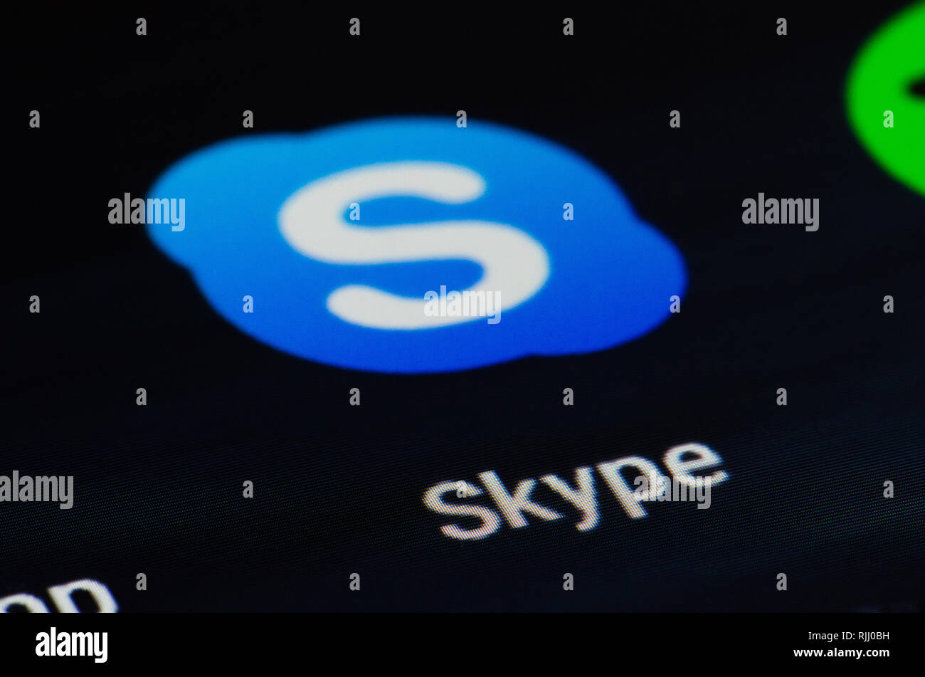 Skype App, Video Chat und Voice Anrufe zwischen Computern, Tabletten, mobile Geräte, die Xbox eine Konsole und smartwatches über das Internet und Anrufe Stockfoto