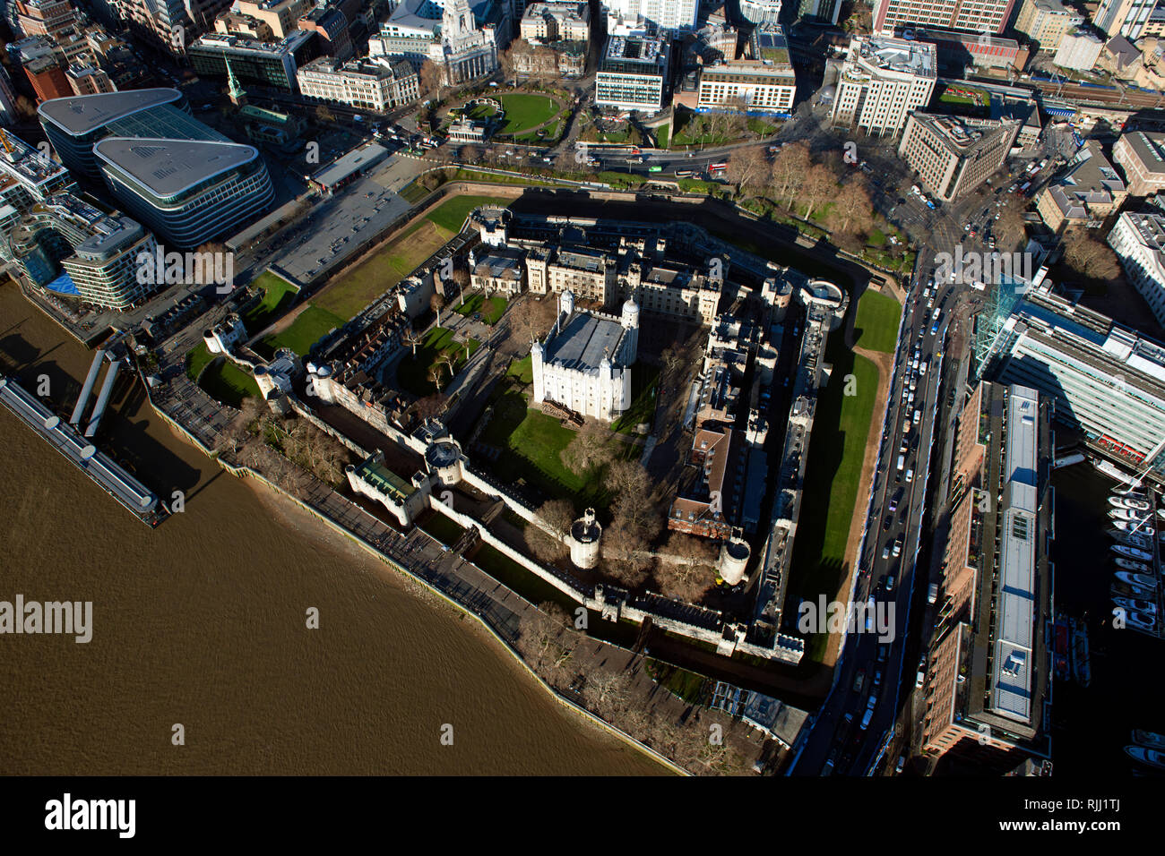 Der Tower von London aus der Luft gesehen. Stockfoto