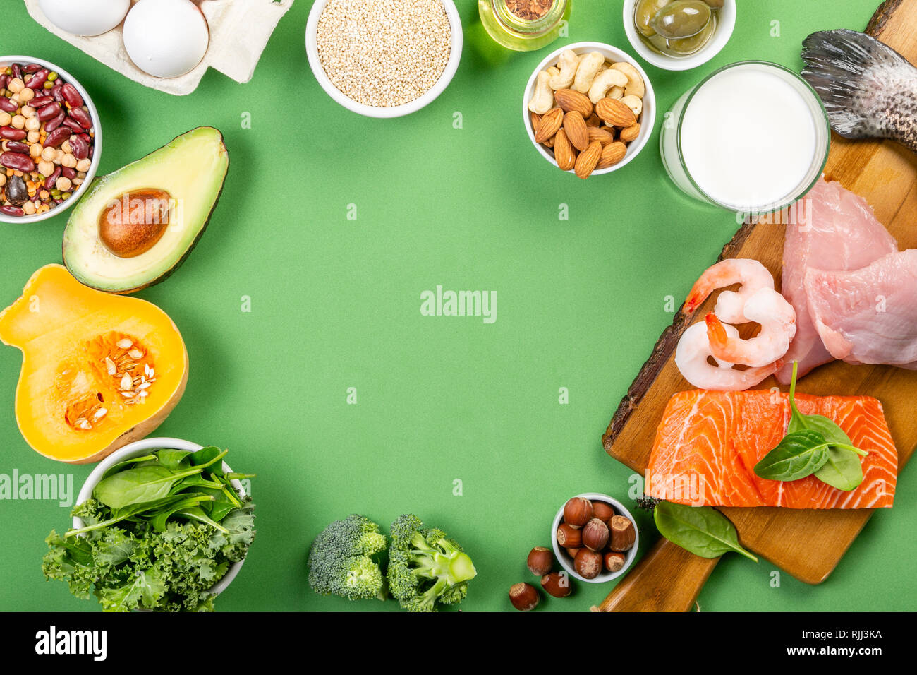 Mediterrane Ernährung - Fleisch, Fisch, Obst und Gemüse Stockfoto