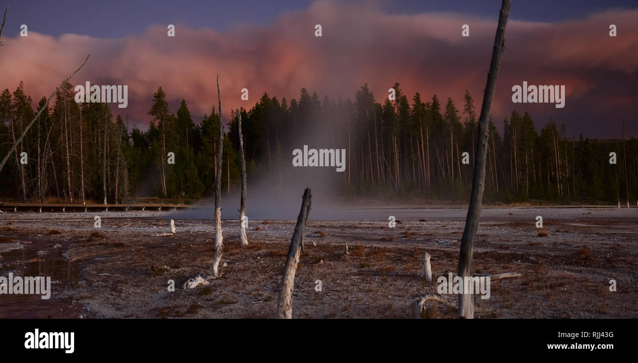 Yellowstone Fire Disaster Stockfotos Und Bilder Kaufen Alamy