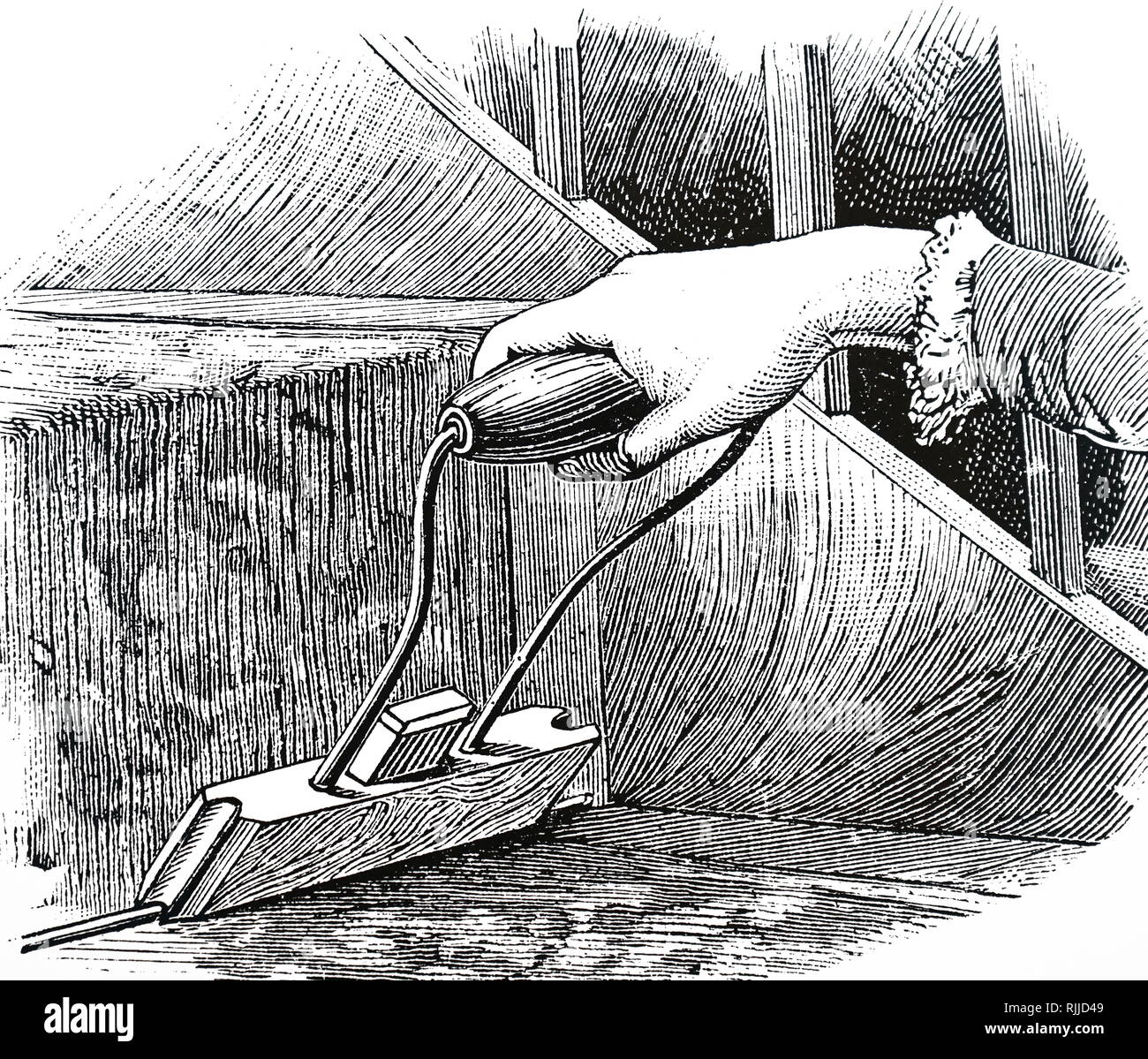 Ein kupferstich mit der Darstellung eines genutete Holz- Reinigungsmittel mit einem Fensterleder für die Reinigung der Brass stair Rods gesäumt. Vom 19. Jahrhundert Stockfoto