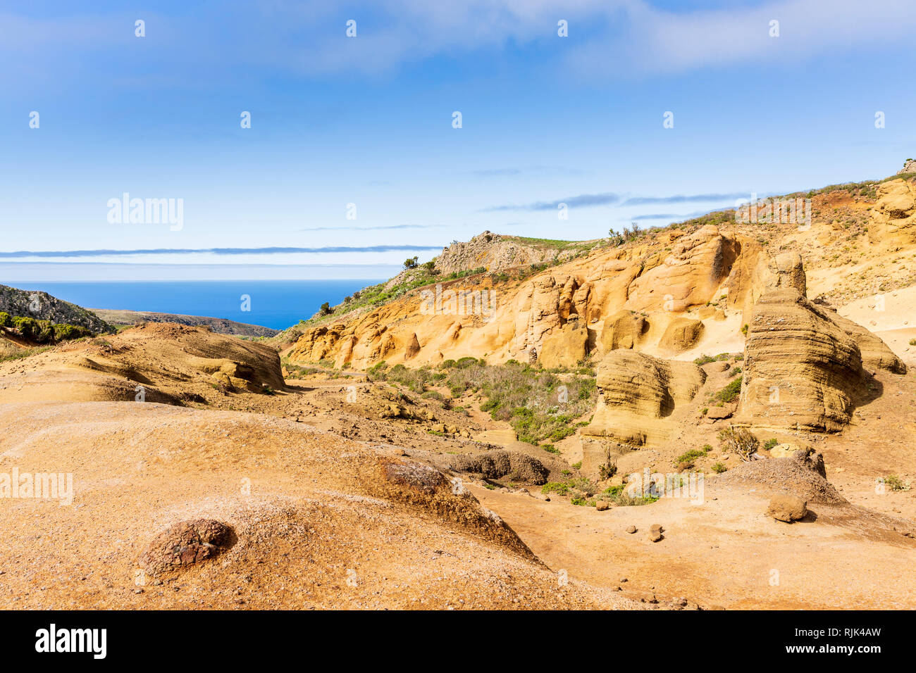 Wind erosion Erosion der sandigen Felsen im Teno Region von Teneriffa, Kanarische Inseln, Spanien Stockfoto