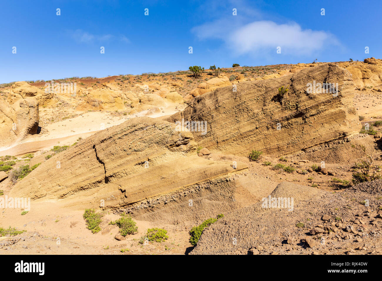 Wind erosion Erosion der sandigen Felsen im Teno Region von Teneriffa, Kanarische Inseln, Spanien Stockfoto