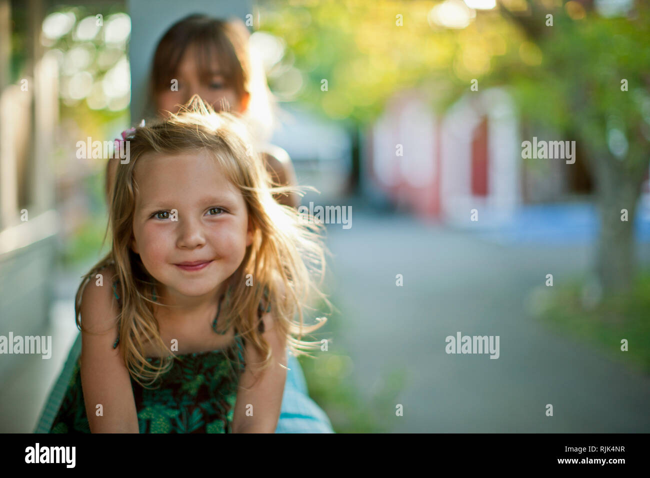 Portrait eines glücklichen jungen Mädchen. Stockfoto