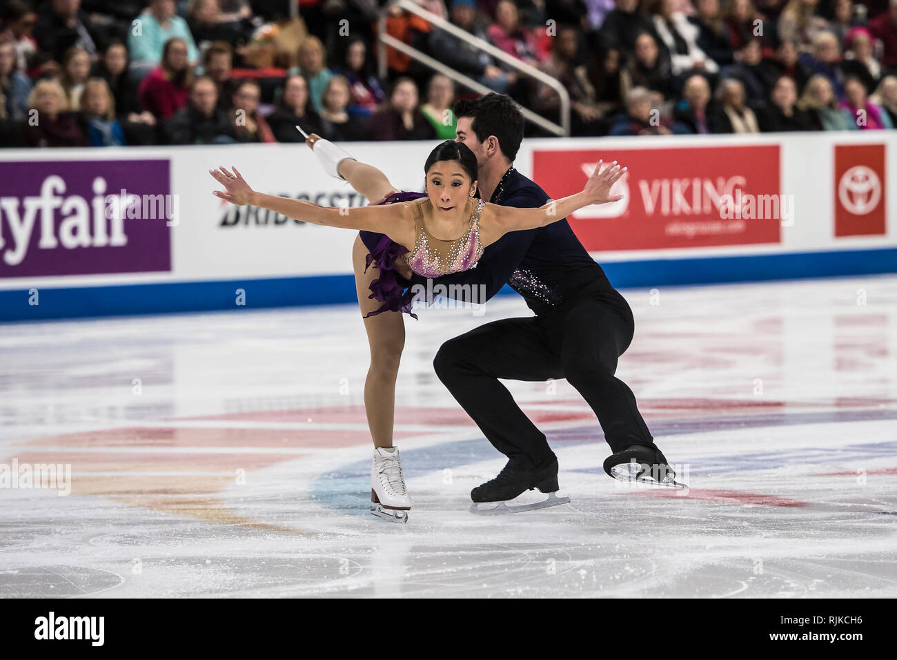 Detroit, Michigan, USA. 4 Feb, 2019. JESICA CALALANG und Brian Johnson während die Paare Kür des 2019 uns Eiskunstlauf Meisterschaft an Little Caesars Arena, Detroit, Michigan. (Bild: © Scott Hasse/ZUMA Drücken) Stockfoto