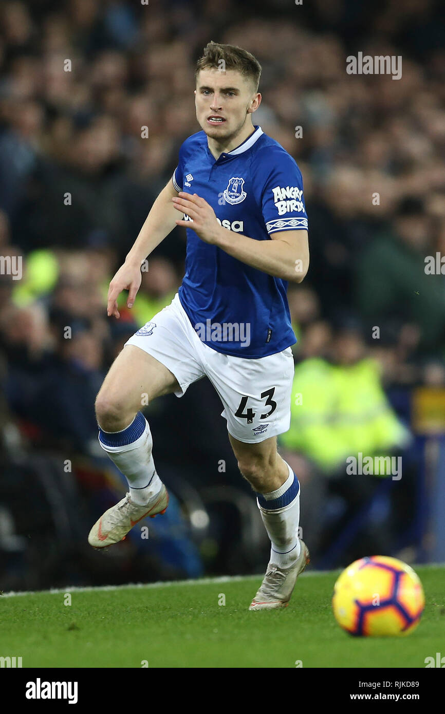 Liverpool, Großbritannien. 06 Feb, 2019. Jonjoe Kenny von Everton in Aktion. Premier League match, Everton v Manchester City im Goodison Park in Liverpool am Mittwoch, 6. Februar 2019. Dieses Bild dürfen nur für redaktionelle Zwecke verwendet werden. Nur die redaktionelle Nutzung, eine Lizenz für die gewerbliche Nutzung erforderlich. Keine Verwendung in Wetten, Spiele oder einer einzelnen Verein/Liga/player Publikationen. pic von Chris Stading/Andrew Orchard sport Fotografie/Alamy Live news Credit: Andrew Orchard sport Fotografie/Alamy leben Nachrichten Stockfoto