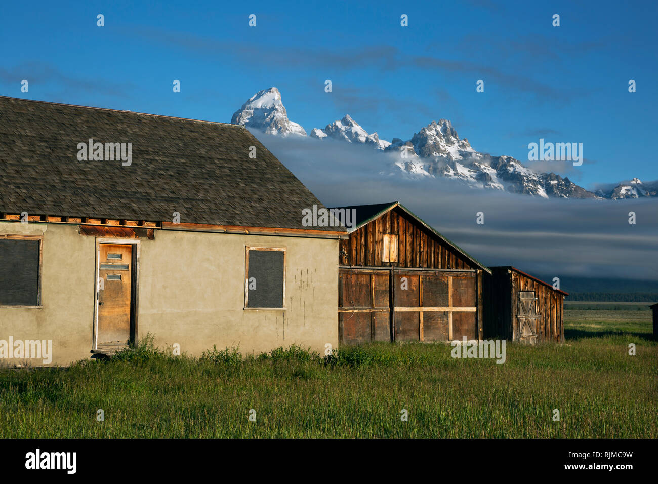 WY 03325-00 ... WYOMING - pioneer Bauernhaus auf Mormon Zeile im Grand Teton National Park. Stockfoto