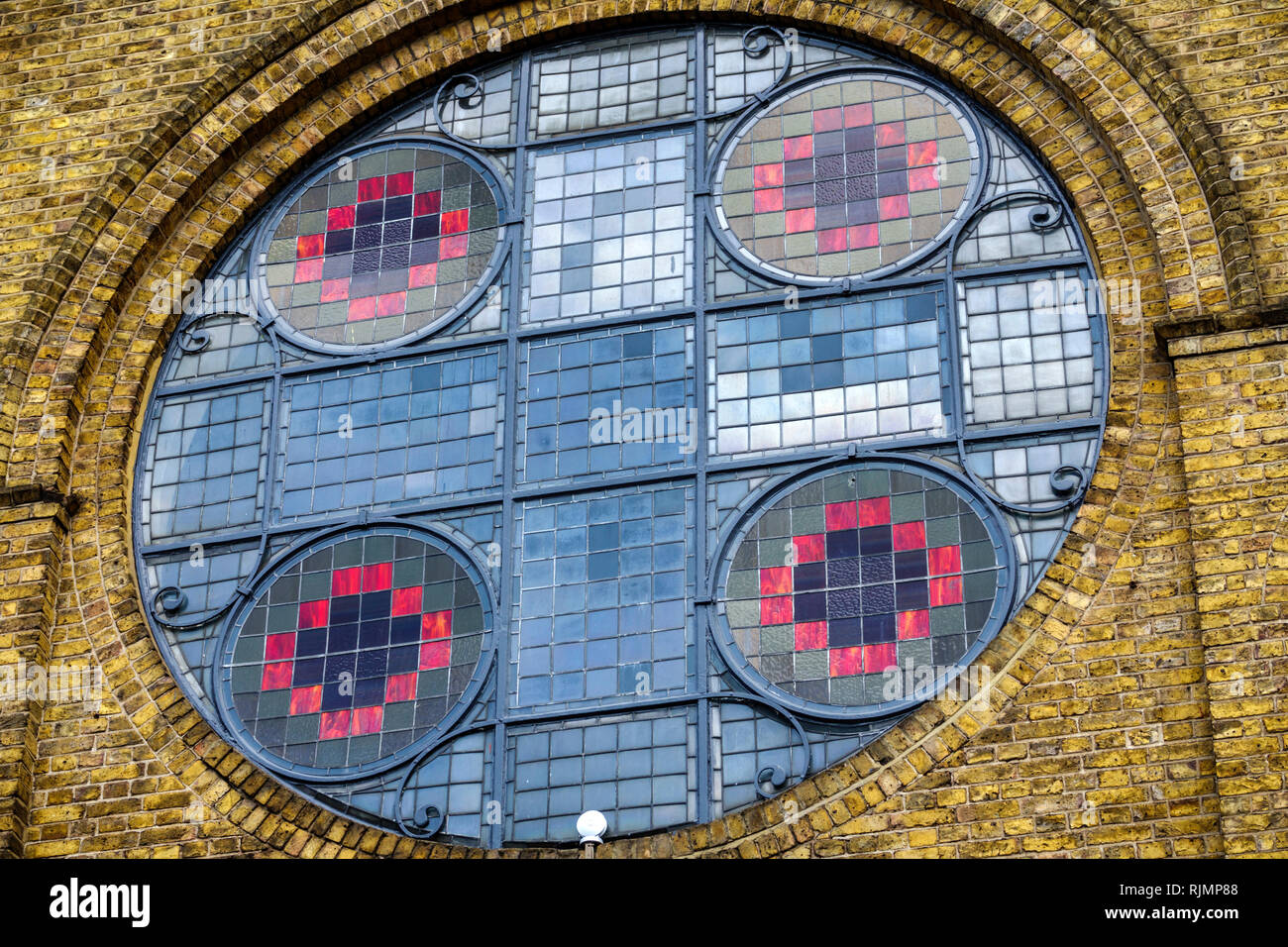 Vereinigtes Königreich Großbritannien England London South Bank Southwark historisch Kirche des kostbarsten Blutes Katholische Pfarrei National Heritage Li Stockfoto