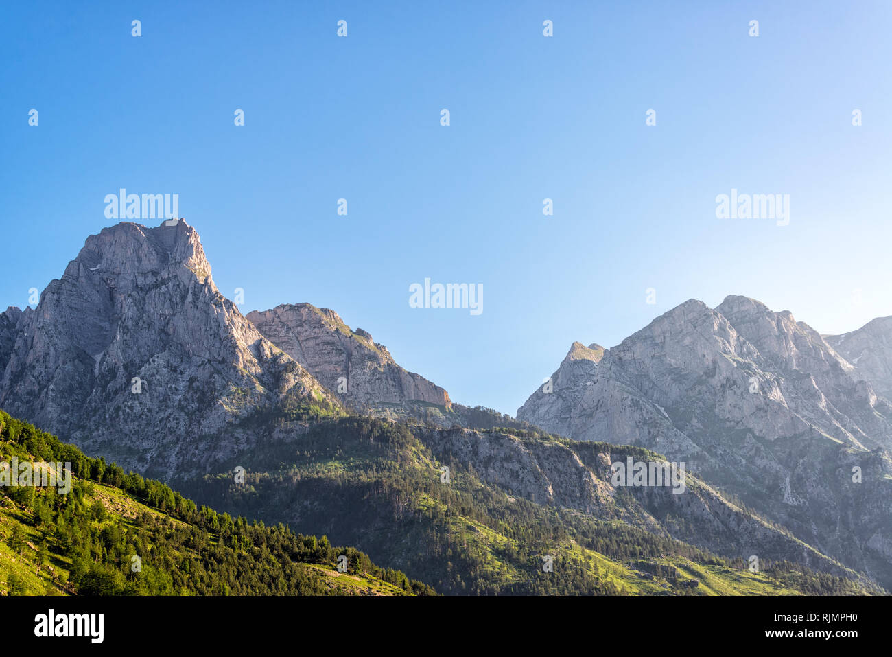 Trekking albanien Fotos und Bildmaterial in hoher Auflösung Alamy