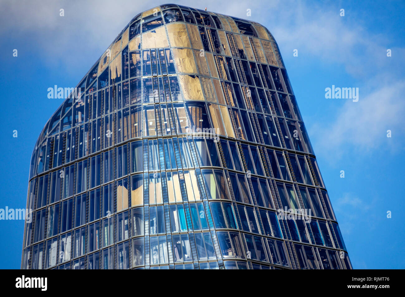 London England Vereinigtes Königreich Großbritannien Wolkenkratzer Luxus Wohnturm One Blackfriars Moderne zeitgenössische Architektur Ian Simpson Stockfoto