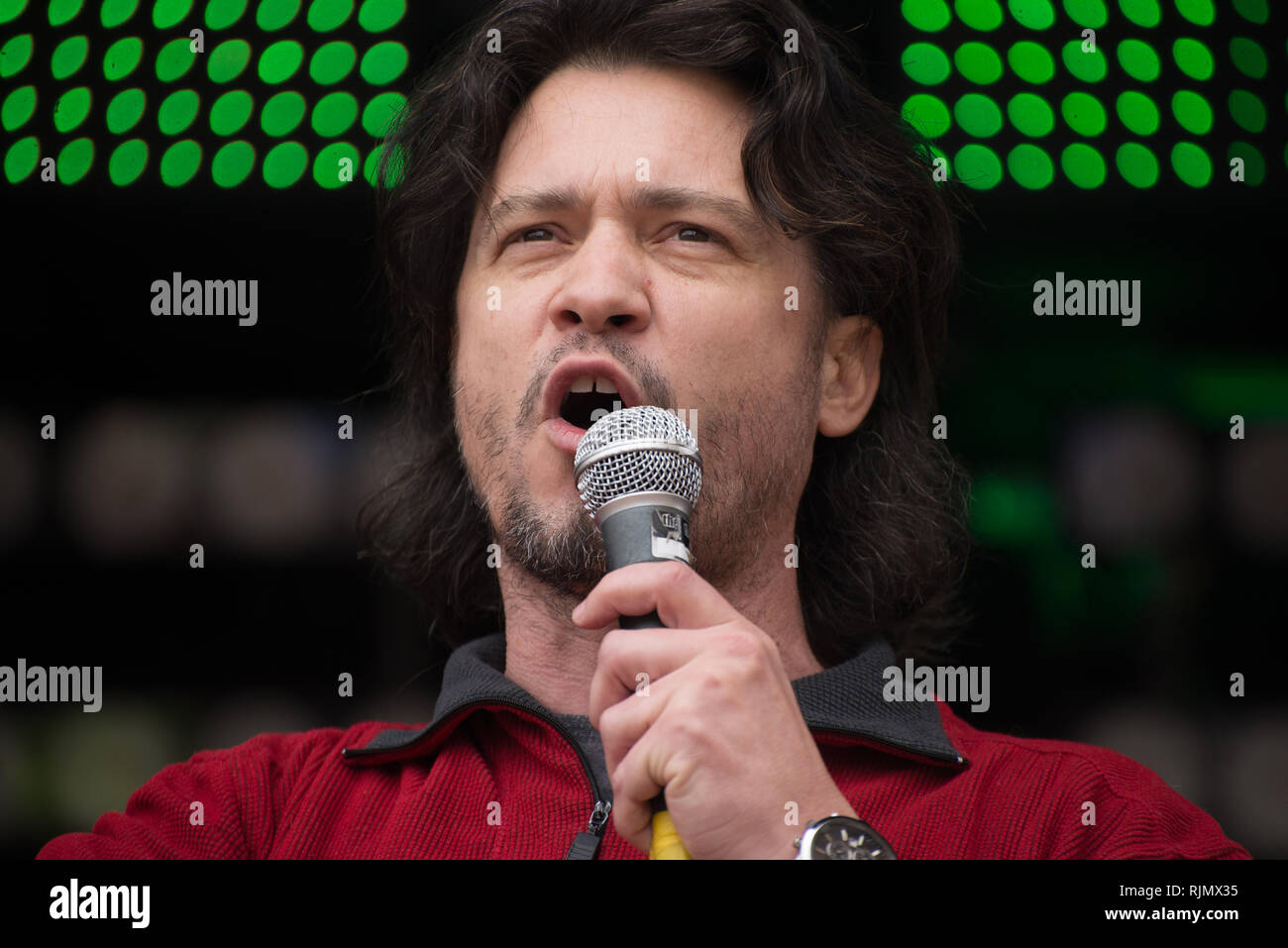 Mike Galsworthy, Mitbegründer von Wissenschaftlern 4 EU und gesünder und Gastwissenschaftler an der Londoner Schule für Hygiene und Tropenmedizin, spricht an Stockfoto