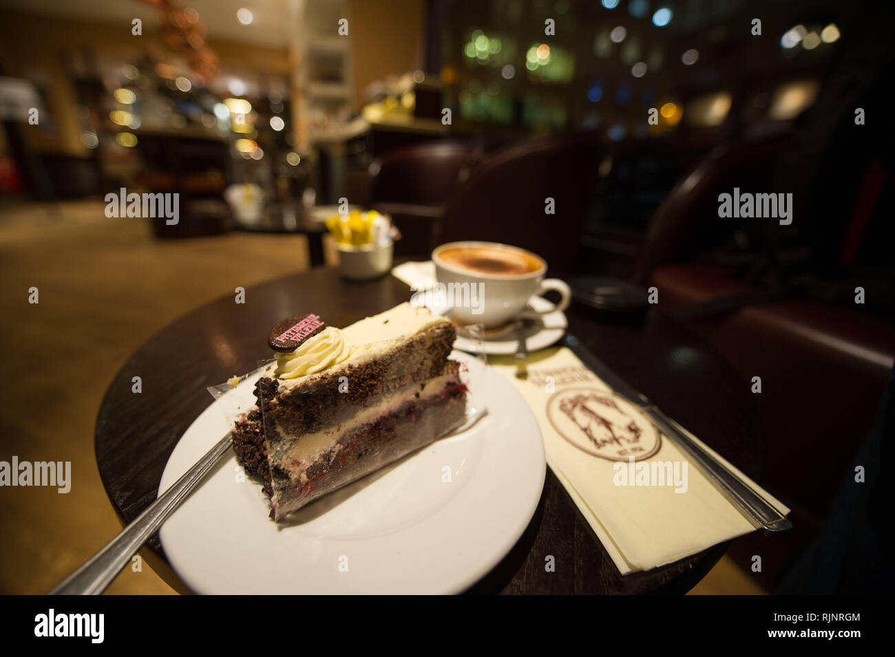Glasgow, UK. 25. Januar 2019. Patisserie Valerie ist eine Kette von Cafés, die im Vereinigten Königreich tätig ist. Die Kette ist spezialisiert auf hausgemachte Kuchen, ein Stockfoto