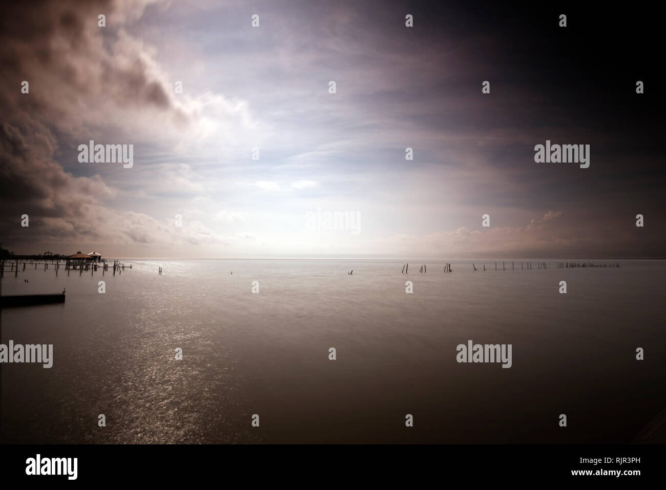 Ostufer der Mobile Bay in Fairhope, Alabama, USA. Stockfoto