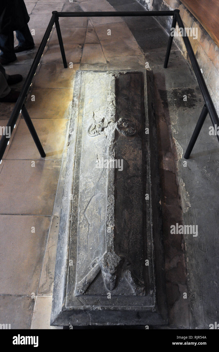 Unbekannte Ritter Bildnis im romanischen Tempel Kirche Erbaut 1185 durch Ritter Templer von Dan Brown's 2003 meistverkauften Roman The Da Vinci Code und t Stockfoto