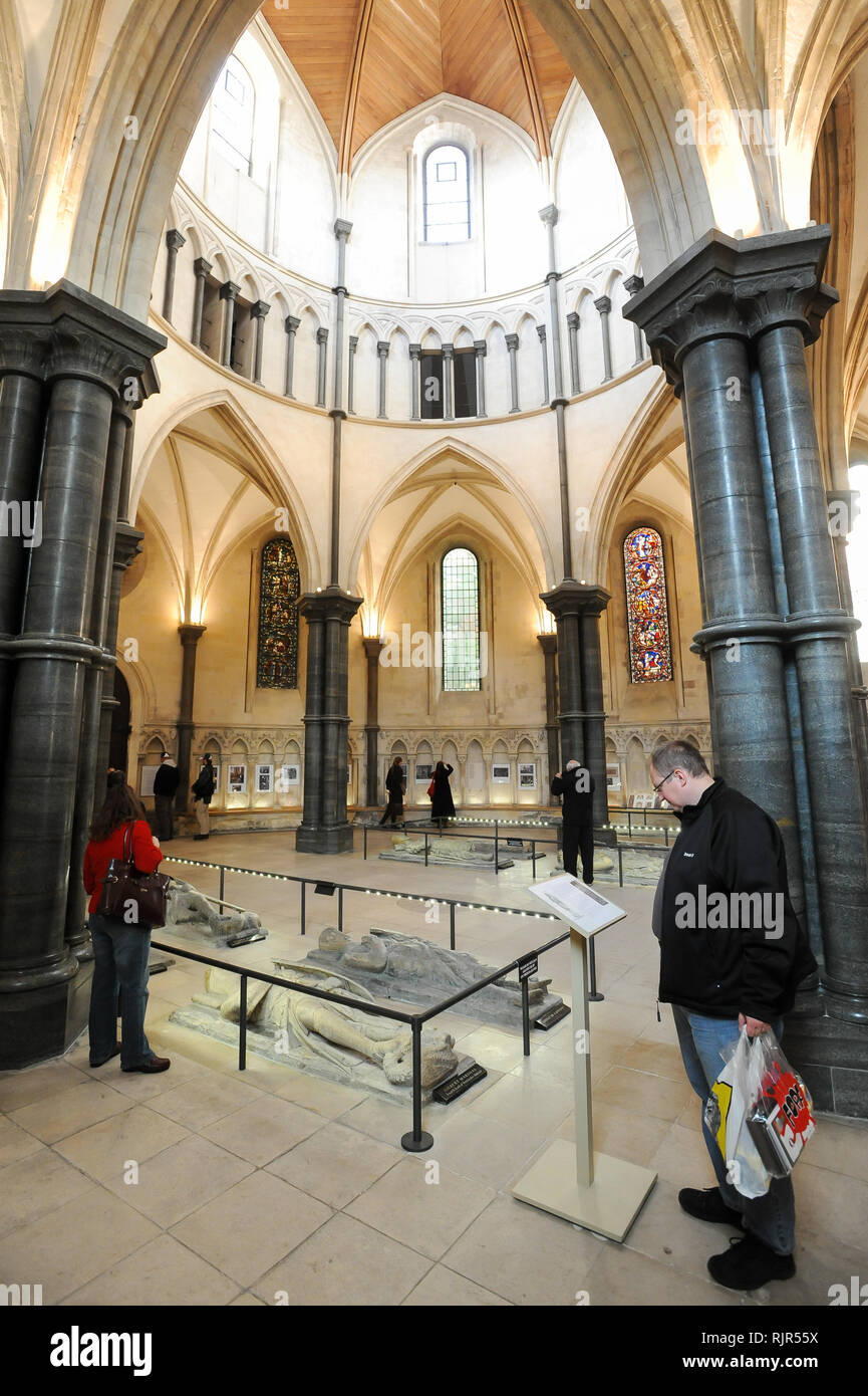 Romanischen Tempel Kirche Erbaut 1185 durch Ritter Templer von Dan Brown's 2003 meistverkauften Roman The Da Vinci Code und den Film mit Tom Hanks. Stockfoto