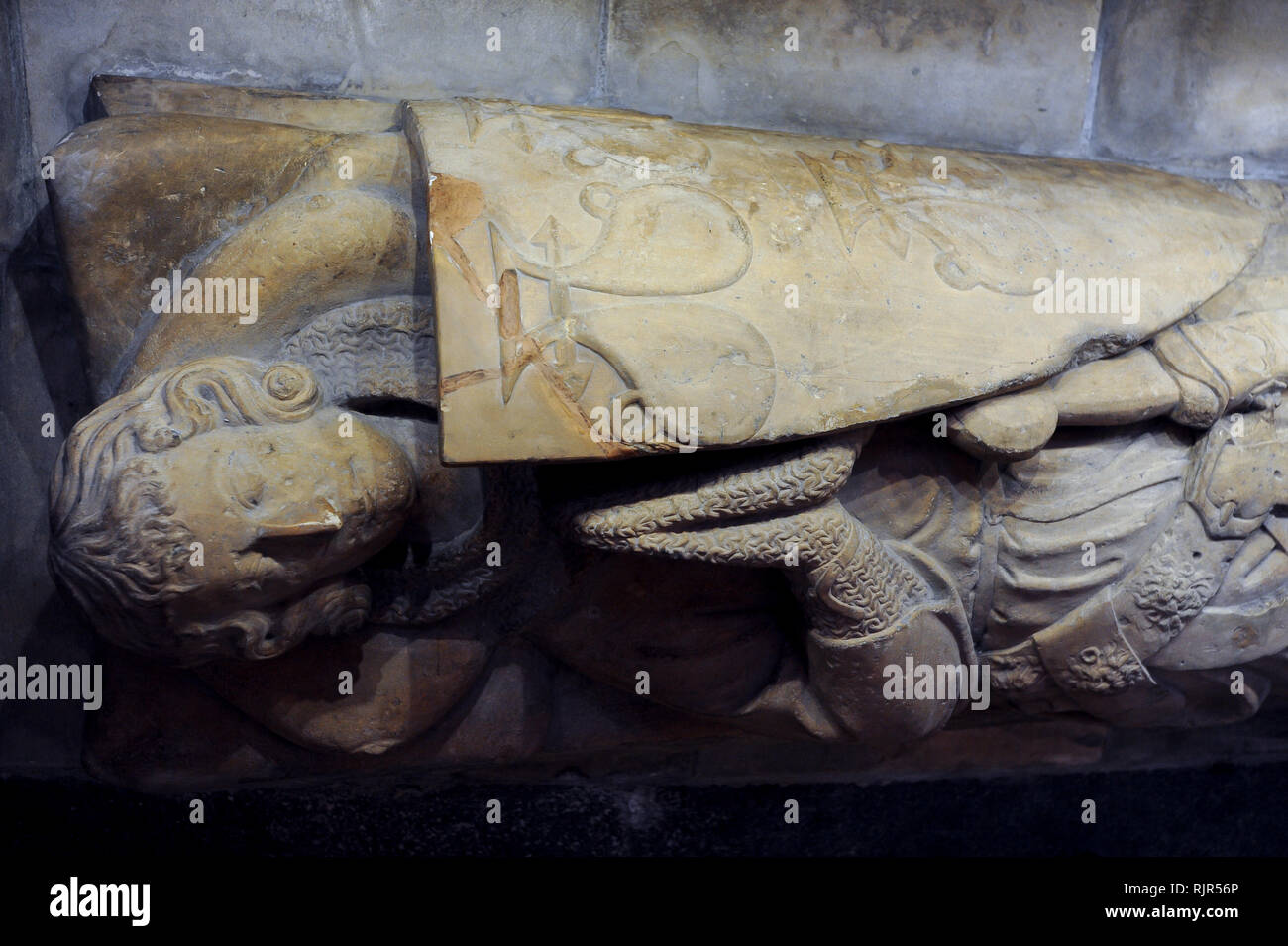 Robert de Ros, Baron von Helmsley, Bildnis im romanischen Tempel Kirche Erbaut 1185 durch Ritter Templer von Dan Brown's 2003 meistverkauften Roman Die Stockfoto