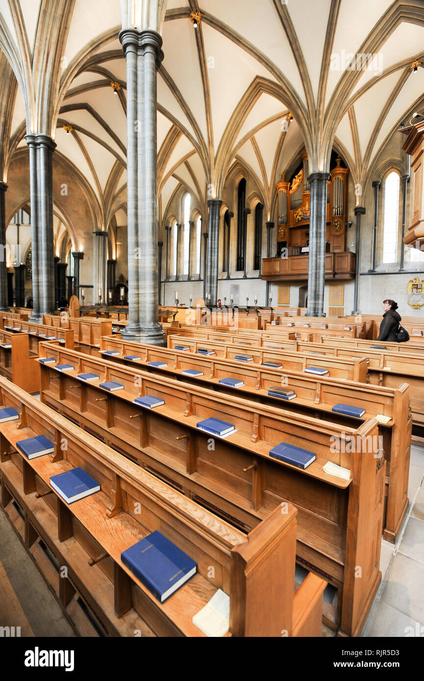 Romanischen Tempel Kirche Erbaut 1185 durch Ritter Templer von Dan Brown's 2003 meistverkauften Roman The Da Vinci Code und den Film mit Tom Hanks. Stockfoto