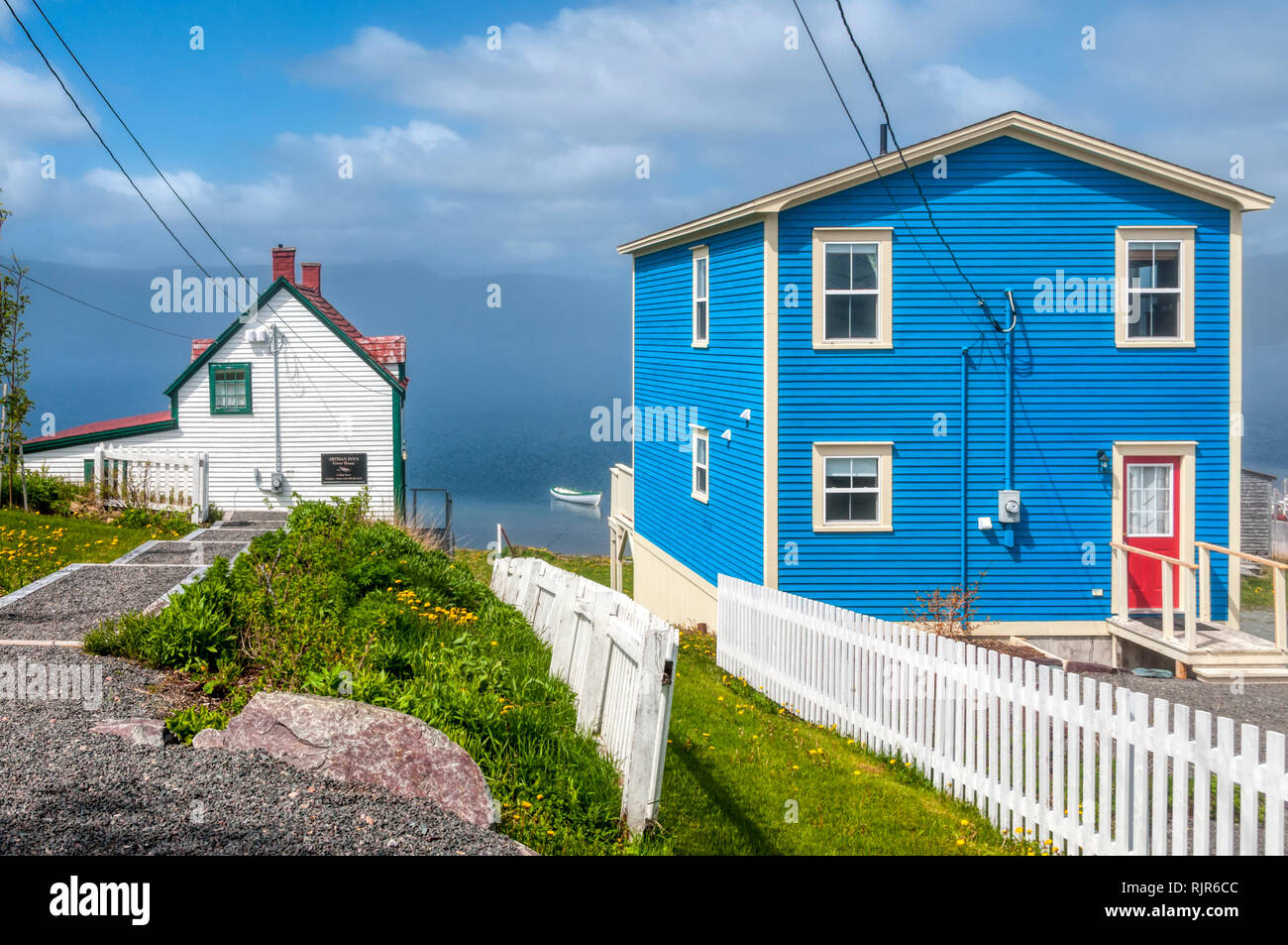 Bunte weatherboarded Häuser in Trinity, Neufundland Stockfoto