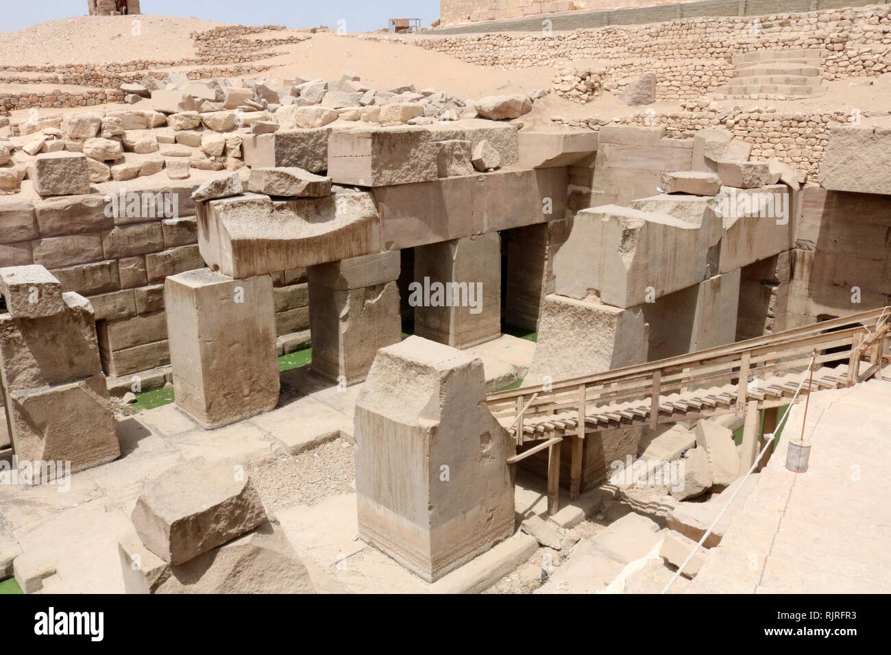 Abydos, eine der ältesten Städte des antiken Ägypten; die Säulen der osririon Stockfoto