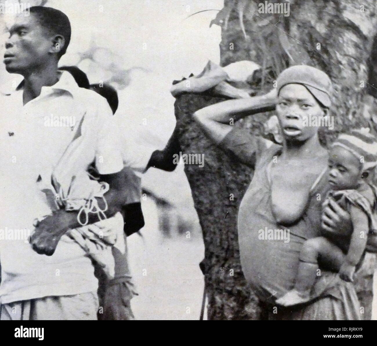 Leprakranken in Ebolowa, in Kamerun, West Afrika. 1935 Stockfoto