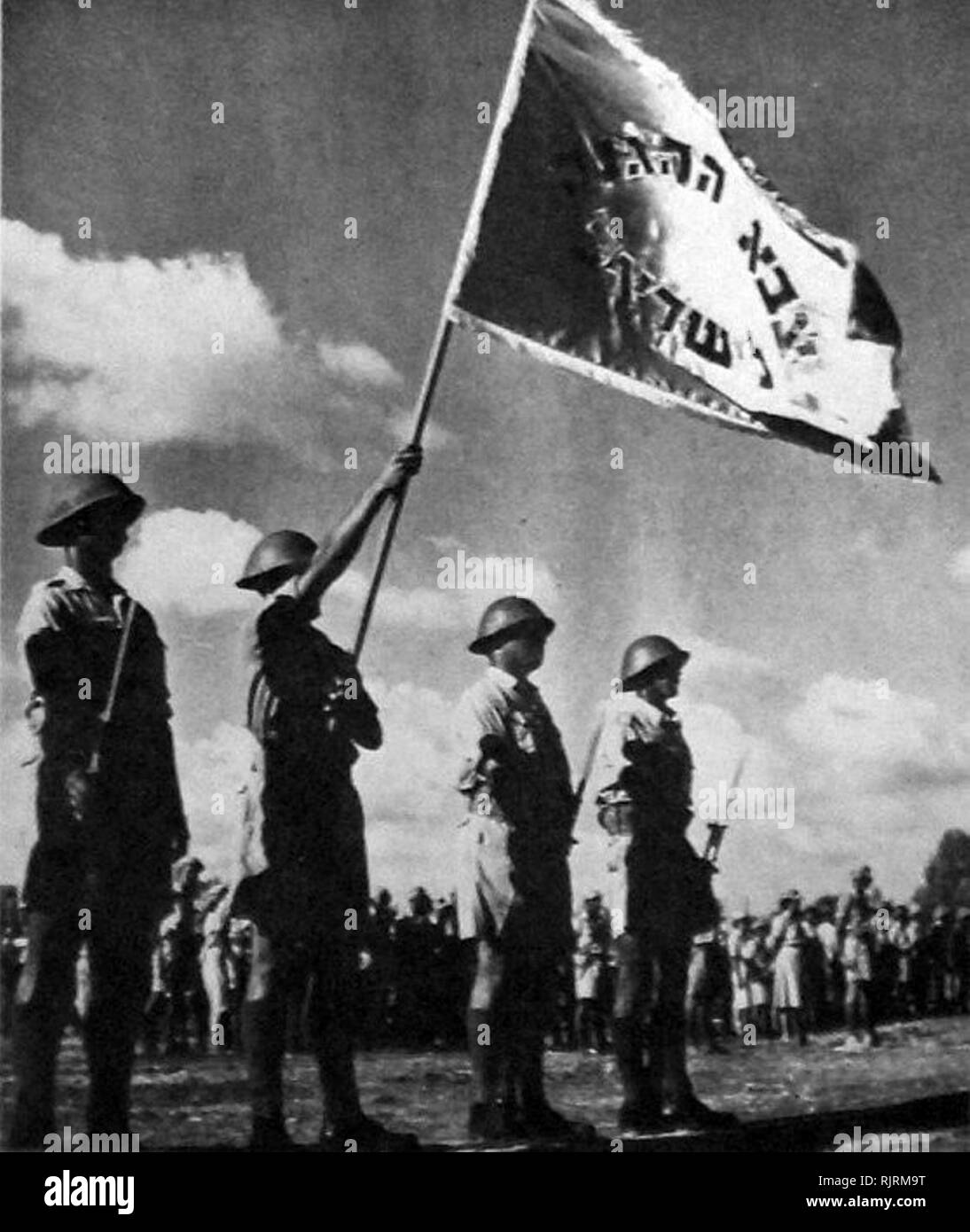 Parade von Einheiten der Israelischen Streitkräfte Zahal ein Jahr nach dem Krieg der Unabhängigkeit 1949 Stockfoto