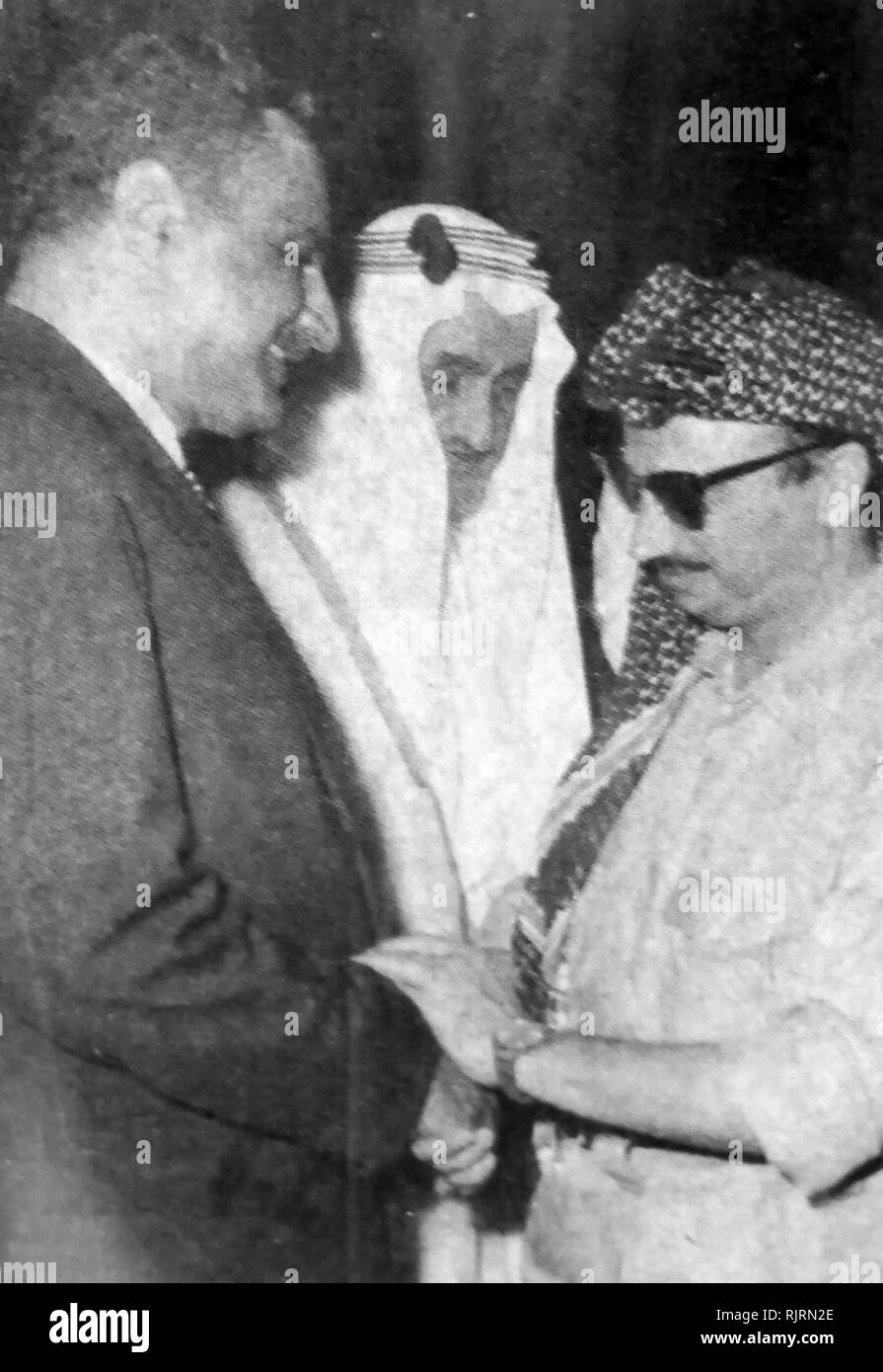 Nach rechts: Präsident Gamal Nasser in Ägypten, König Faisal von Saudi-Arabien, Palästinenserführer Jassir Arafat 1968 Links Stockfoto