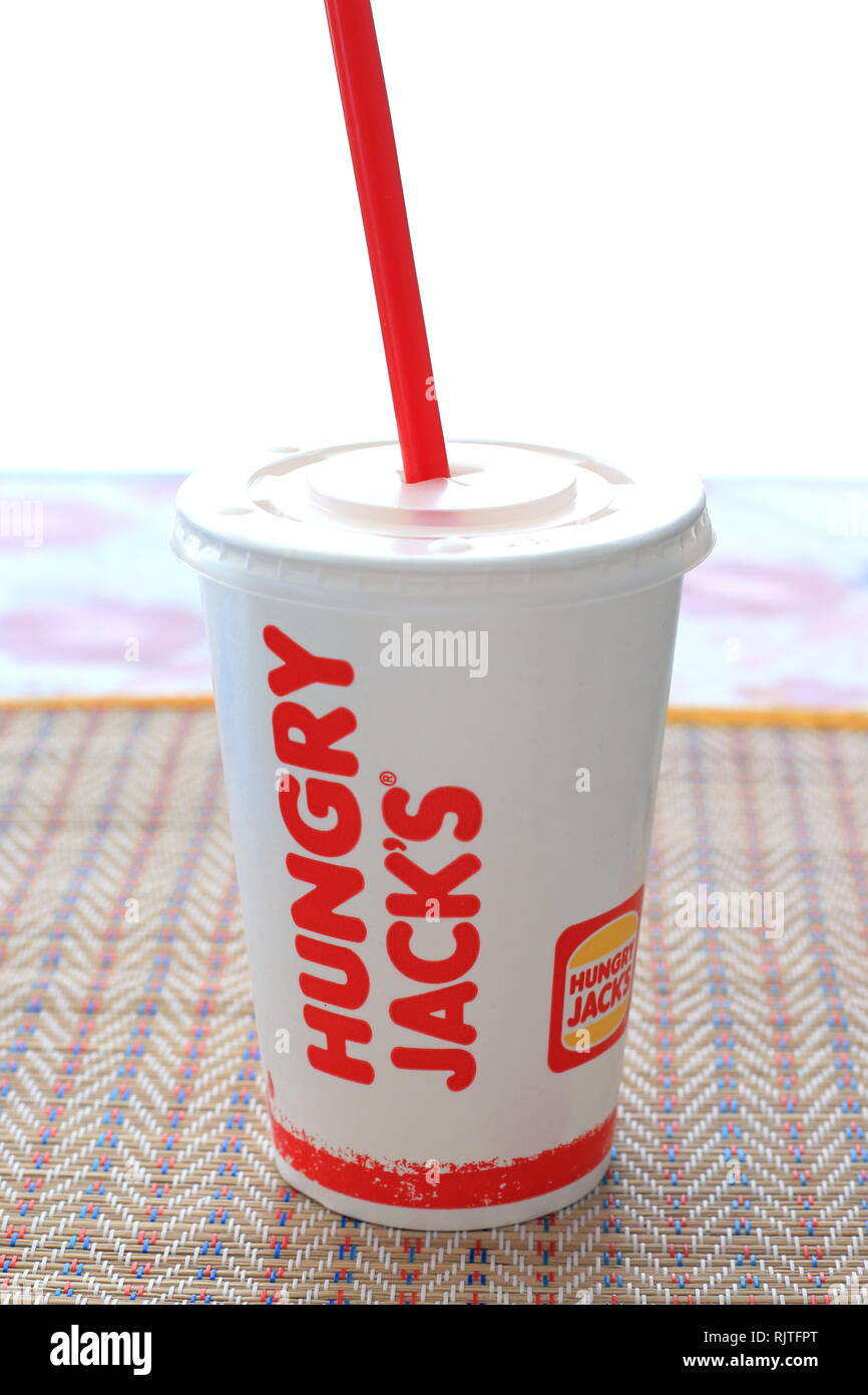 Hungrigen Jacks Burger King alkoholfreies Getränk in Papierschale Stockfoto