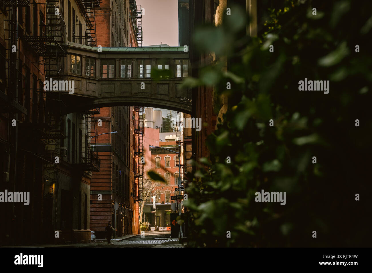 Heften Straße Skybridge Stockfoto
