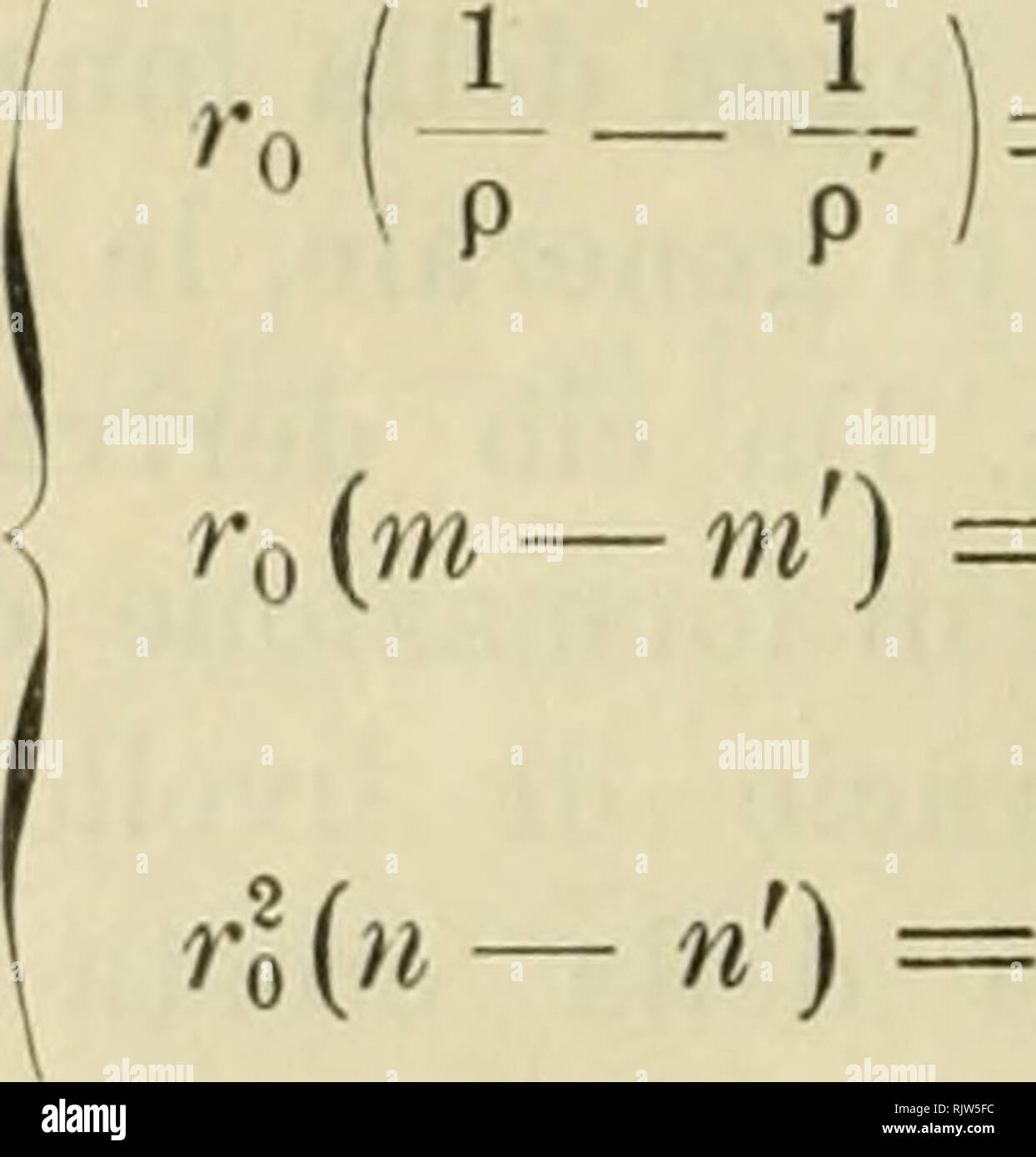 . Atti della Reale Accademia delle Regional di Torino. 670 OTTAVIO ZANOTTl BIANCO La sua densitÃ K sarÃ allora eguale alla densitÃ Medien della Terra [K=5,55). Sia klicken Sie la gravitÃ (piÃ¹ esattamente l'attrazione) alla superficie di una Tal sfera, Ã¨ 5' o = -5=q TTroK,?' o e f/o diversificano dalle quantitÃ analoguehe che valgono effettiva-mente Pro un Punto della superficie della Terra di una Gran-dezza dell'Ordine dello schiacciamento. Si ha quindi:-V] = 3^^ sen^ bcos^ ip. -^ (F)&lt;;;;;;;; ro (m, m')^|--t" - ^^ Ã² Sen. ^ Q h - h'ggj^25 1^^ 0^22^. iC5 'La considerazione della prima Form Stockfoto