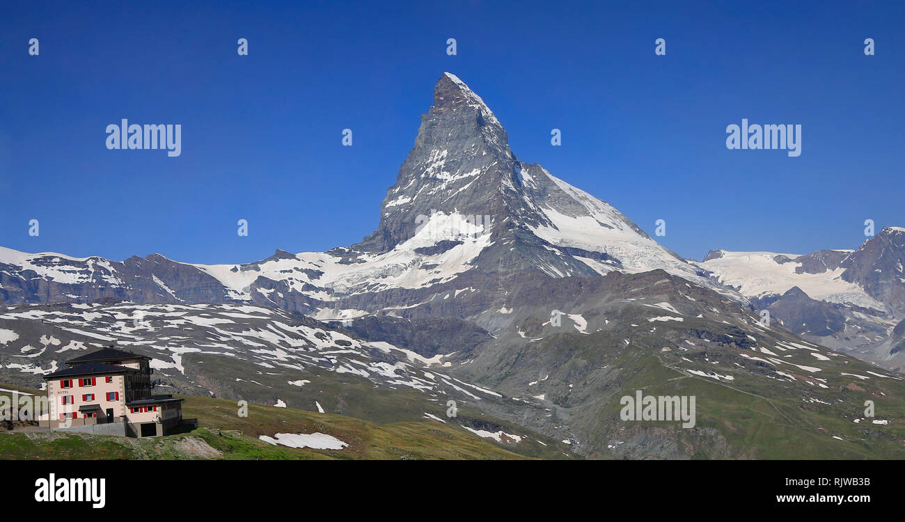 Schweiz Alpen, das Matterhorn und alpine Hotel in Europa Stockfoto