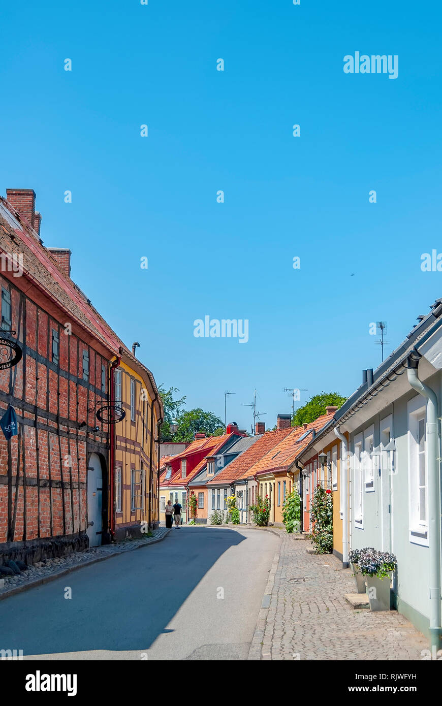 Straßenszene aus der schwedischen Stadt Ystad. Stockfoto