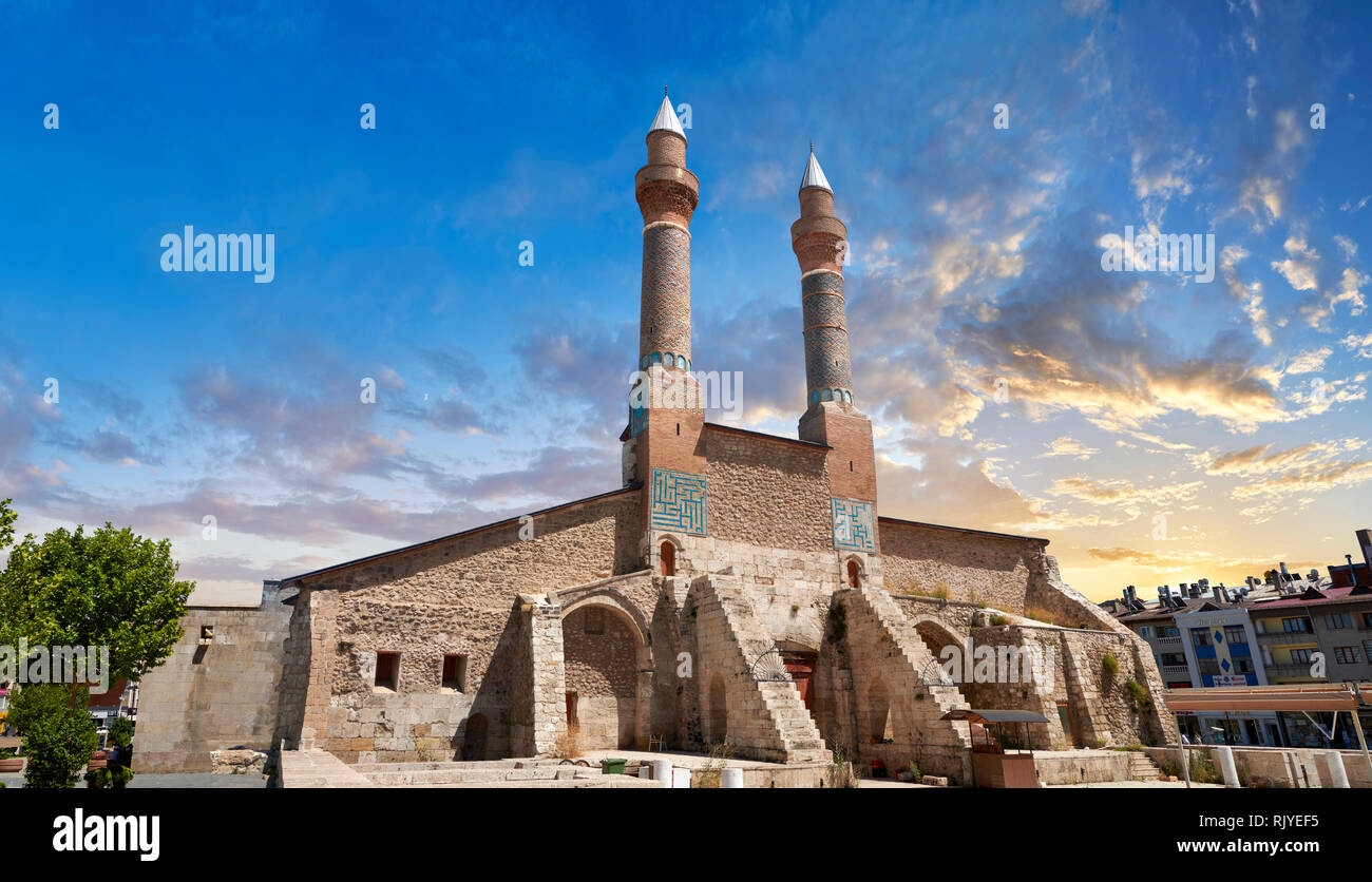 Die minarette der Gökmedrese oder Gök Medrese Sivas, Türkei Stockfoto