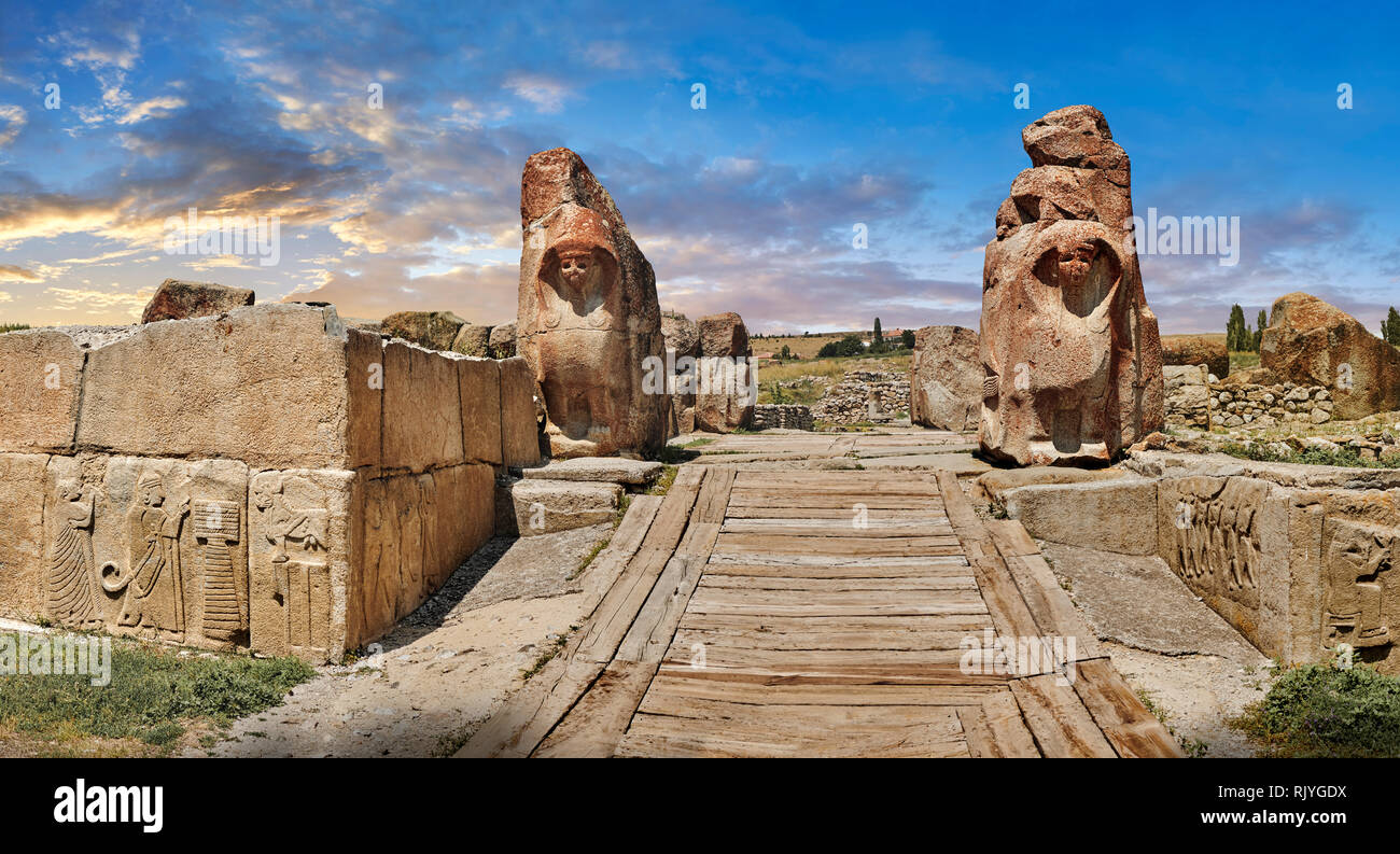 Fotos & Bilder der Sphinx tor Hethiter Skulptur, Alaca Hoyuk (alacahoyuk) Hethiter Ausgrabungsstätte Alaca, Provinz Çorum, Türkei, wissen auch Stockfoto