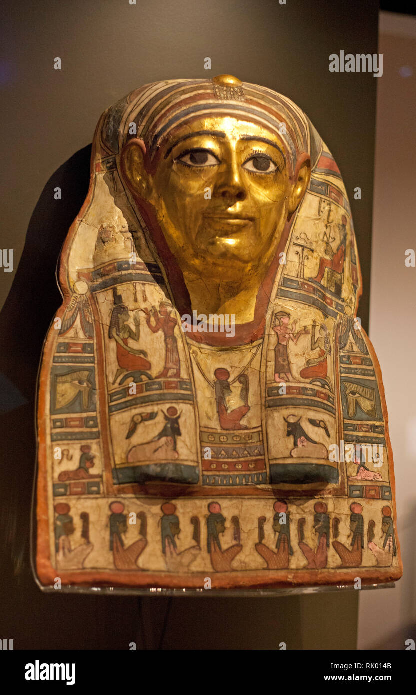 Edinburgh, Schottland, Großbritannien, 8. Februar 2019, nach Abschluss eines £ 3,6 Mio. Projekt von fast 500 verschiedene Geldgeber National Museum von Schottland gesichert öffnet neue Ägyptische und Ostasiatische schätze Showcase als 1300 Objekte auf öffentliche Anzeige gehen, 40 Prozent werden zum ersten Mal in einer Generation angezeigt werden. Grab Kapelle Relief Fragment Aakseneb Stockfoto