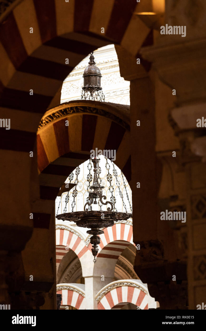 Innenraum der Moschee - Kathedrale von Córdoba. Juni, 2018. Andalusien, Spanien Stockfoto