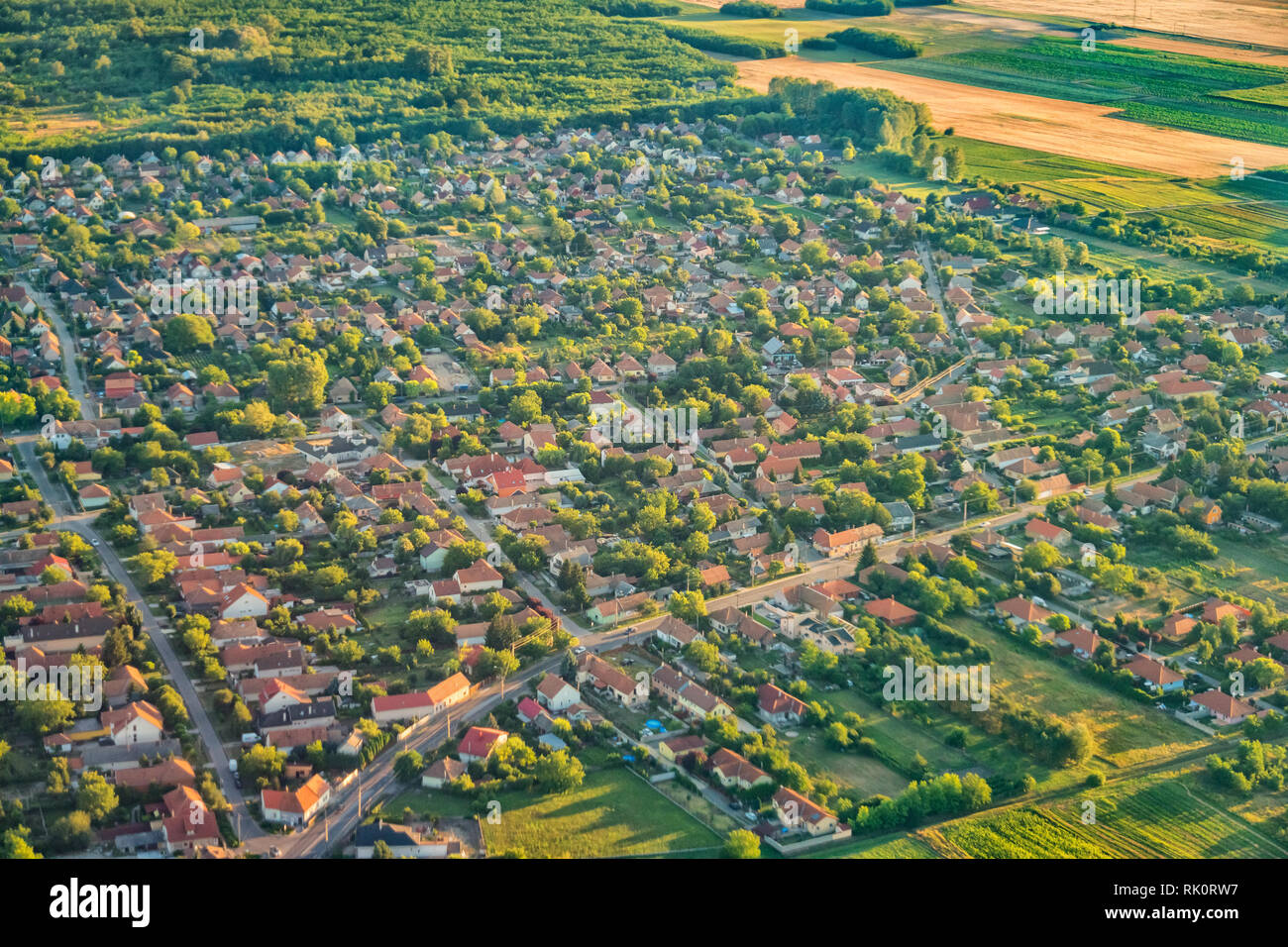 Luftaufnahme der Stadt Ihr Passwort an, um in der Nähe von Budapest, Ungarn. Stockfoto