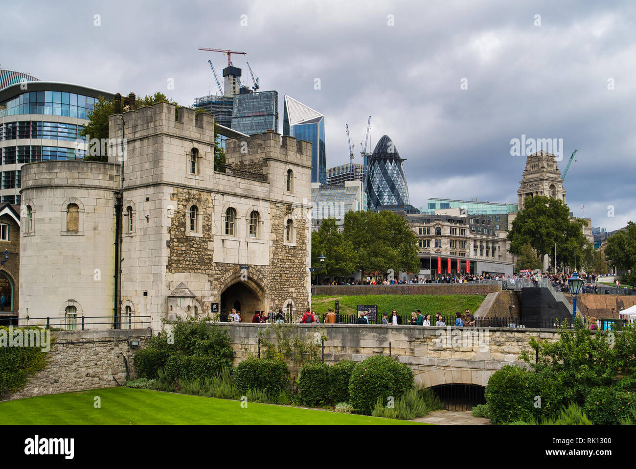LONDON, Großbritannien - 9 September, 2018: Das königliche Schloss und die Festung von Ihrer Majestät, als der Turm bekannt. Stockfoto