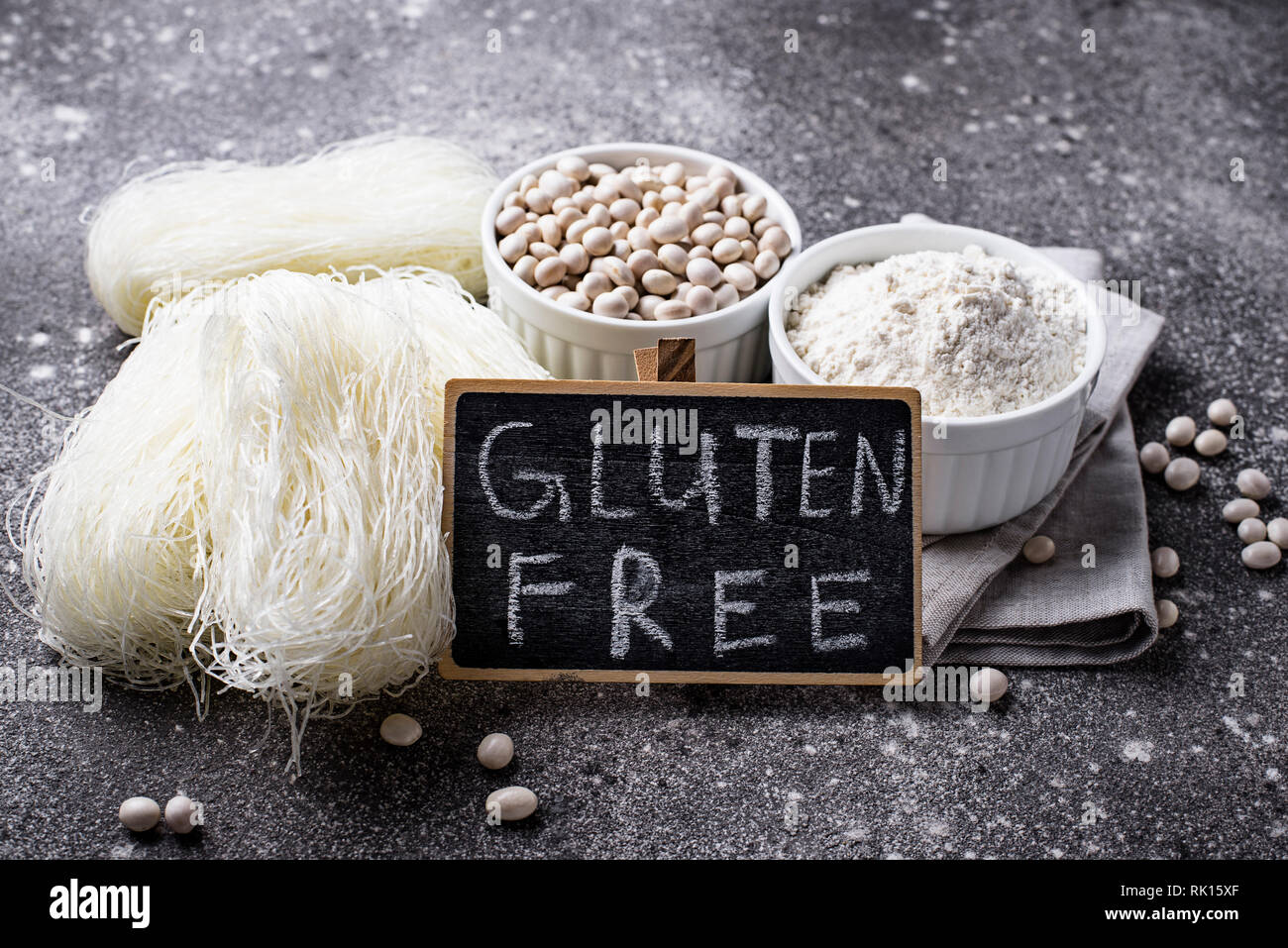 Glutenfreie bean Mehl und Nudeln Stockfoto