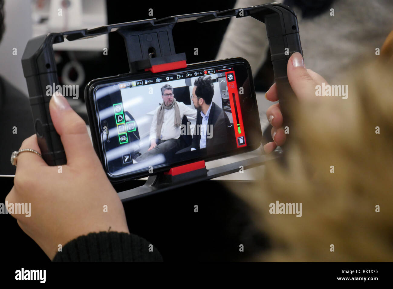 Filmen mit einem Mobiltelefon, Lyon, Frankreich Stockfoto