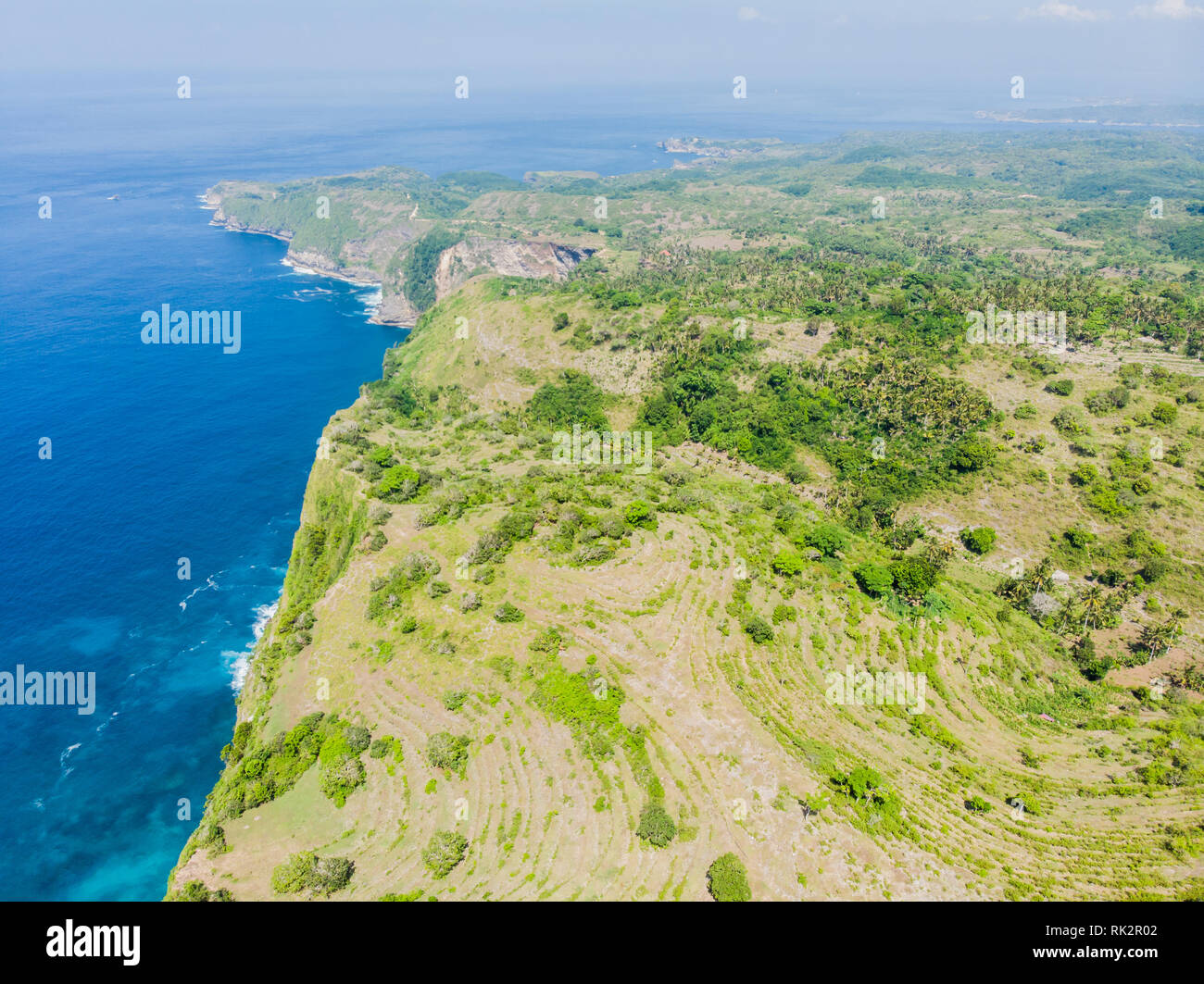 Küste der Insel Nusa Peida. Natur Indonesien. Stockfoto