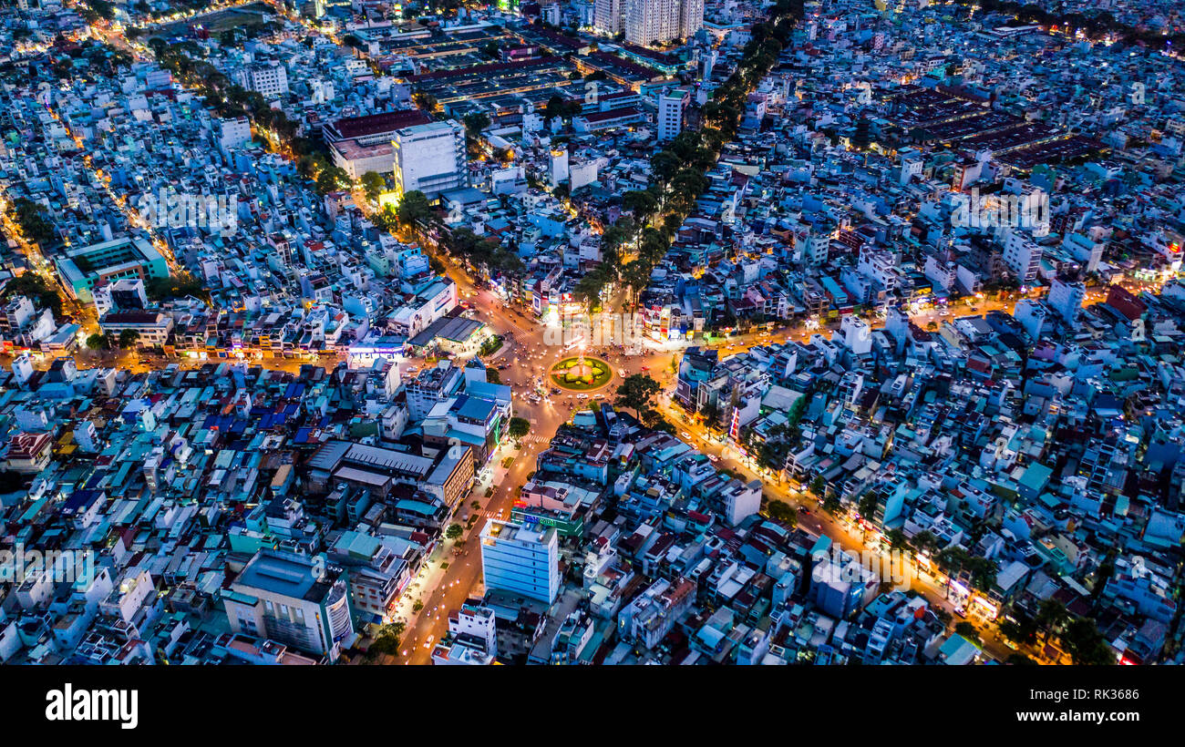 Nga sau Cong Hoa Kreisverkehr oder traffic Circle, Ho Chi Minh City oder Saigon, Vietnam Stockfoto