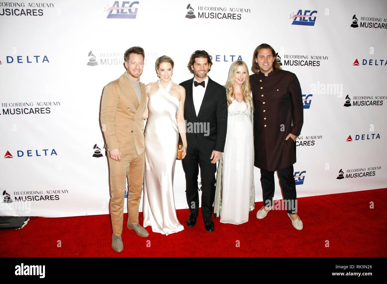 Los Angeles, USA. 08 Feb, 2019. LOS ANGELES, Ca - Februar 08: Tyler Hubbard und Hayley Stommel Hubbard an der MusiCares Person des Jahres Tribut im Los Angeles Convention Center, West Hall am Februar 8, 2019 in Los Angeles, Kalifornien statt. Credit: Imagespace/Alamy leben Nachrichten Stockfoto