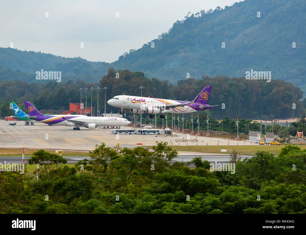 Airbus thai Lächeln Landeanflug Stockfoto