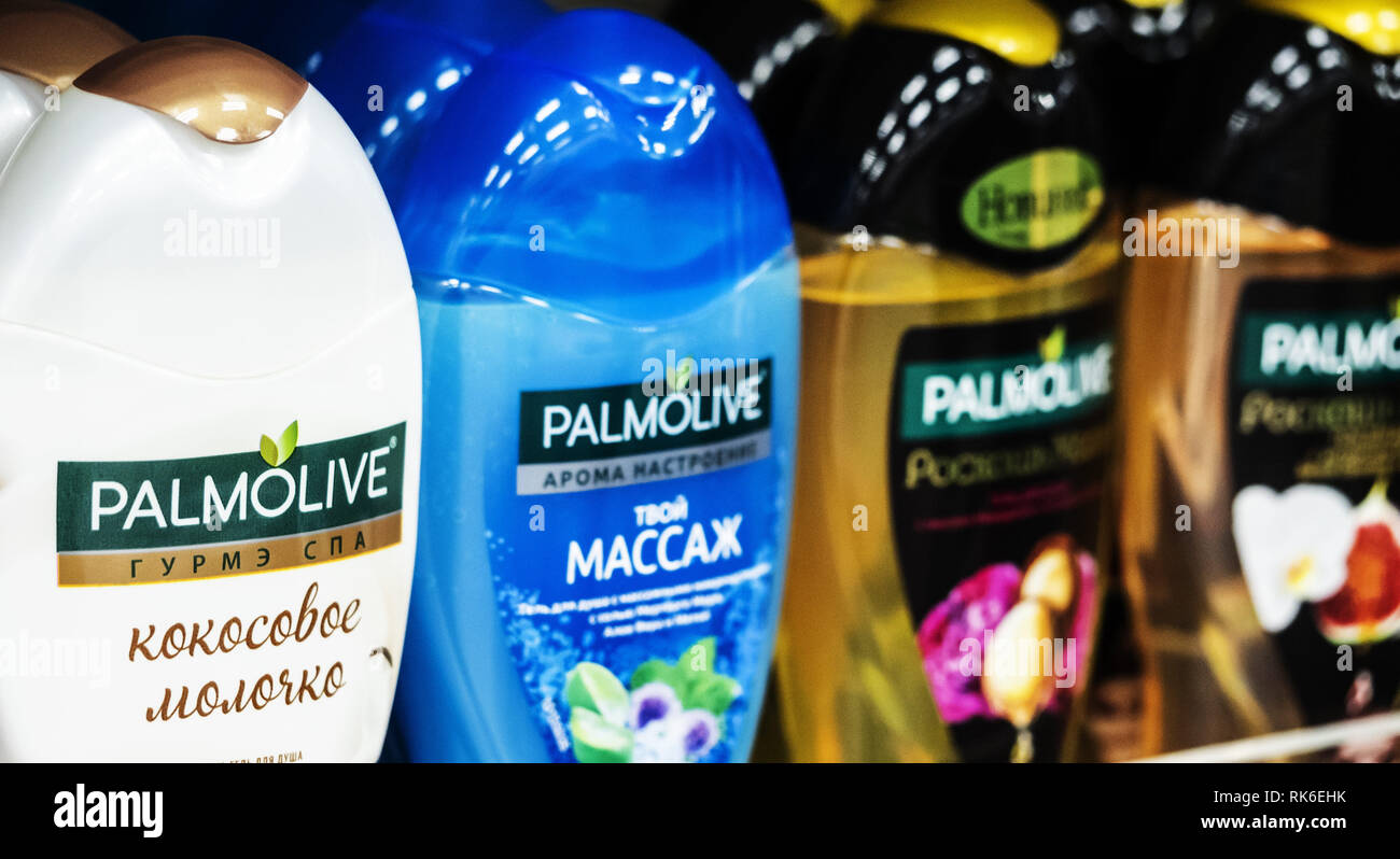 Kiew, Ukraine. 9 Feb, 2019. Kokosmilch Duschgel Palmolive Gourmet Spa im Store Credit gesehen: Igor Golovniov/SOPA Images/ZUMA Draht/Alamy leben Nachrichten Stockfoto Kiew, Ukraine. 9 Feb, 2019. Kokosmilch Duschgel Palmolive Gourmet Spa im Store Credit gesehen: Igor Golovniov/SOPA Images/ZUMA Draht/Alamy leben Nachrichten Stockfoto