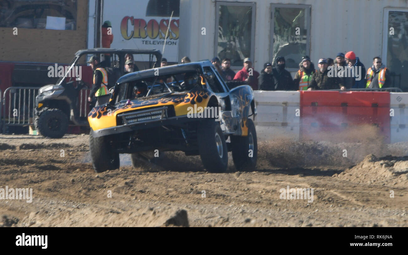 Der Ehemalige Wirt Der Monster Garage Einblenden Und West Coast Choppers Jesse James Konkurriert Zum Ersten Mal In Seinem T1 Desert Truck In Der 2019 Nitto Konig Der Hammer Rennen Freitag Insgesamt 111