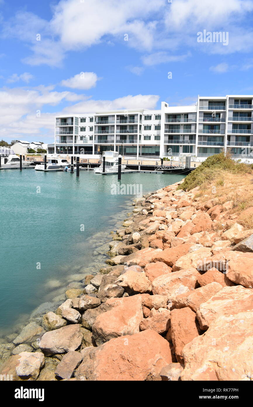 Apartments mit Blick auf die Marina Geraldton western Australia Stockfoto