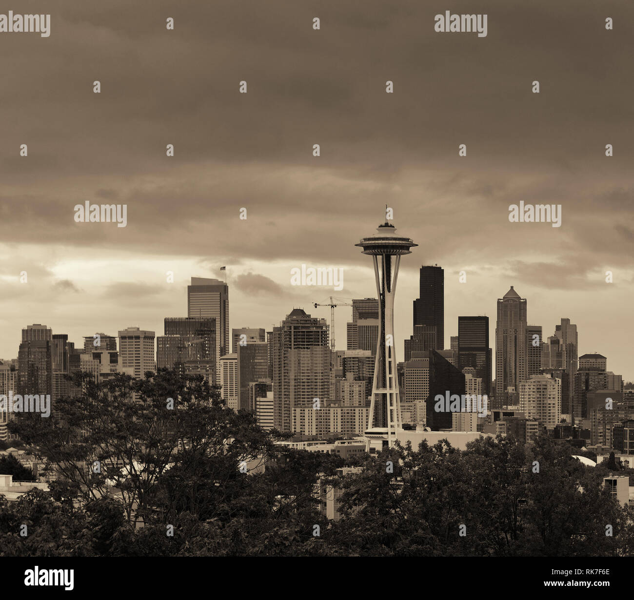 Space Needle und Seattle downtown Skyline von Kerry Park. Stockfoto