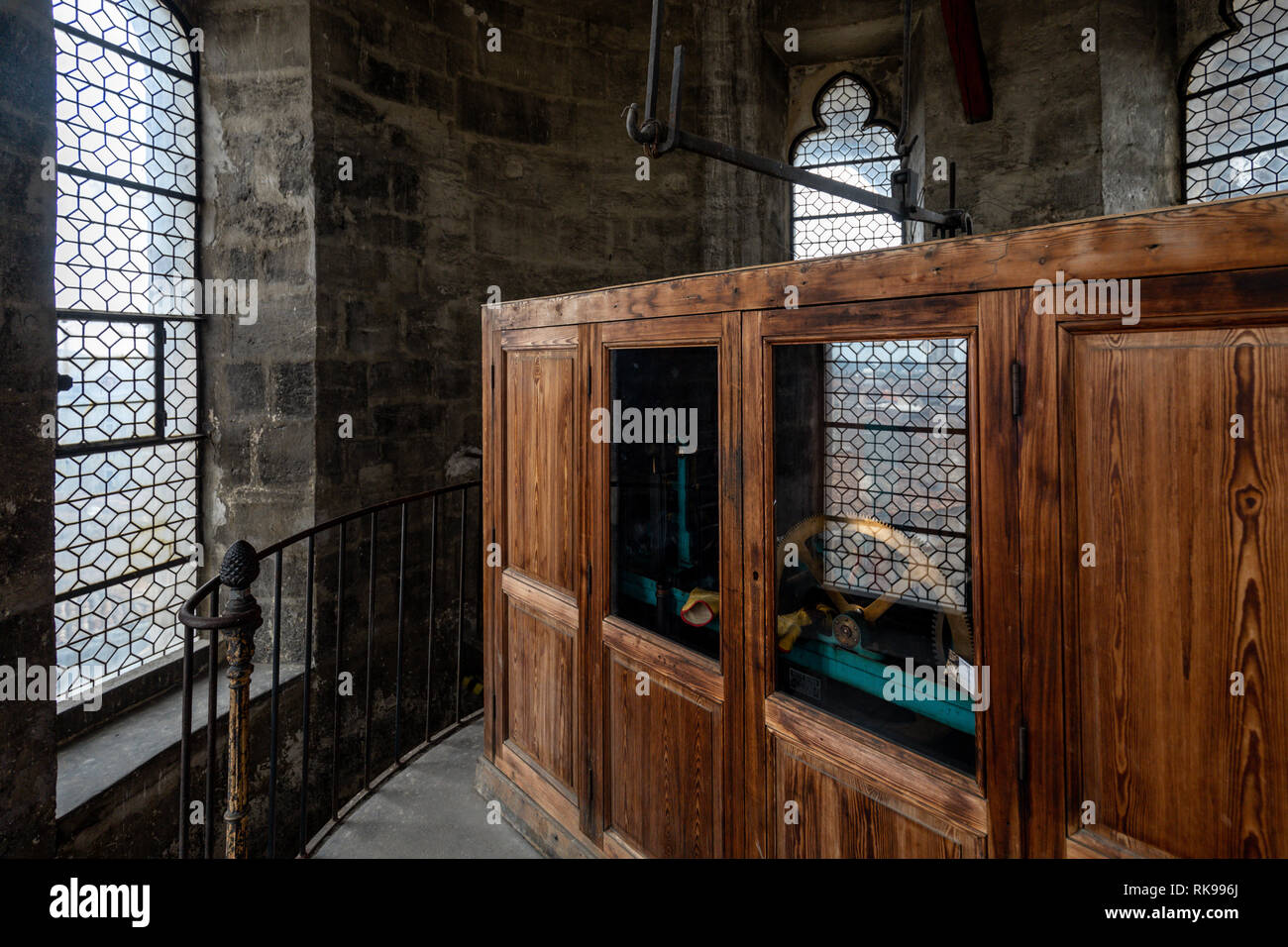 Uhr Mechanismus im Inneren Grosse Cloche Glockenturm der ehemaligen St. Eloi Stadttor, Bordeaux, Gironde, Aquitanien, Frankreich Stockfoto