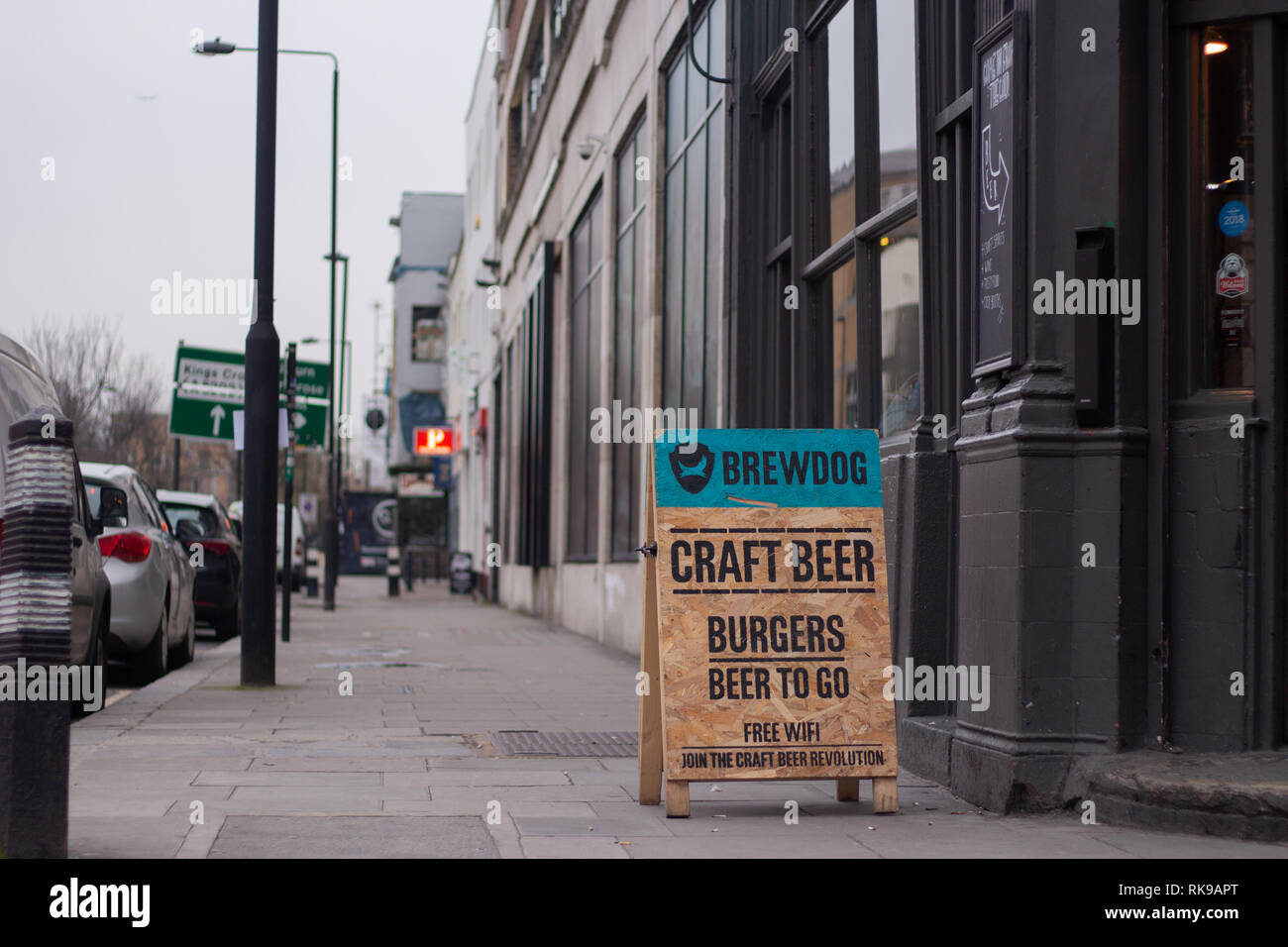 Brewdog Pub Eingang in Camden Town, London. Stockfoto